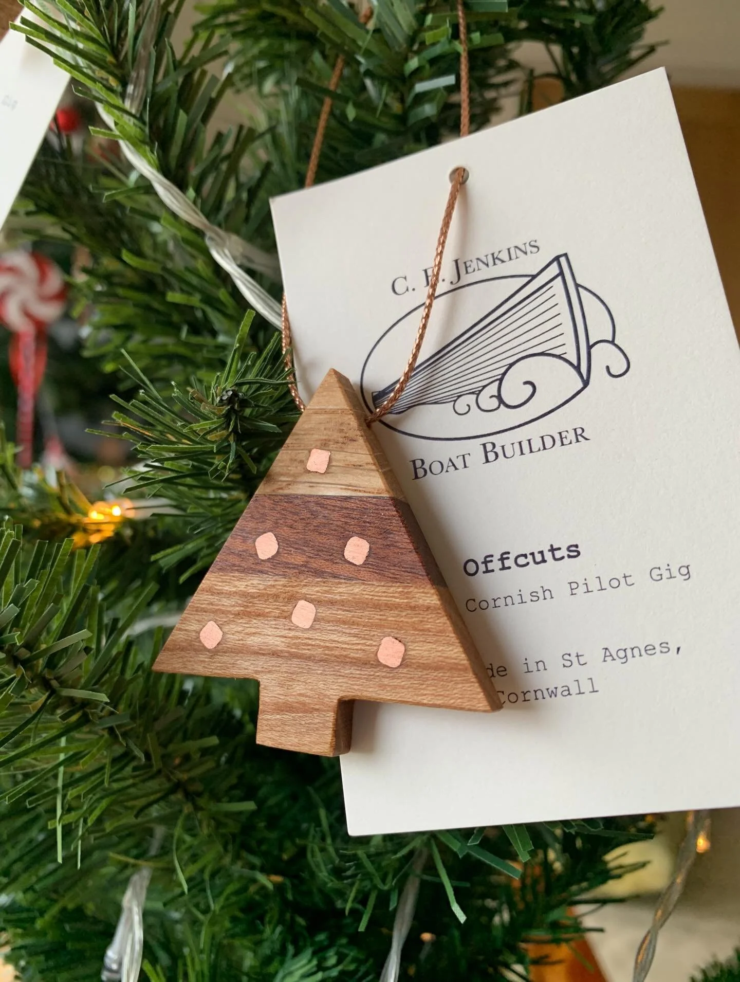 Our online store is now open! The Christmas decorations were top sellers this weekend. Our remaining stock is now on the website: we have 14 stars and baubles and 8 trees left. 

https://www.cejenkinsboatbuilder.co.uk/offcuts (link in bio)

#gigrowin