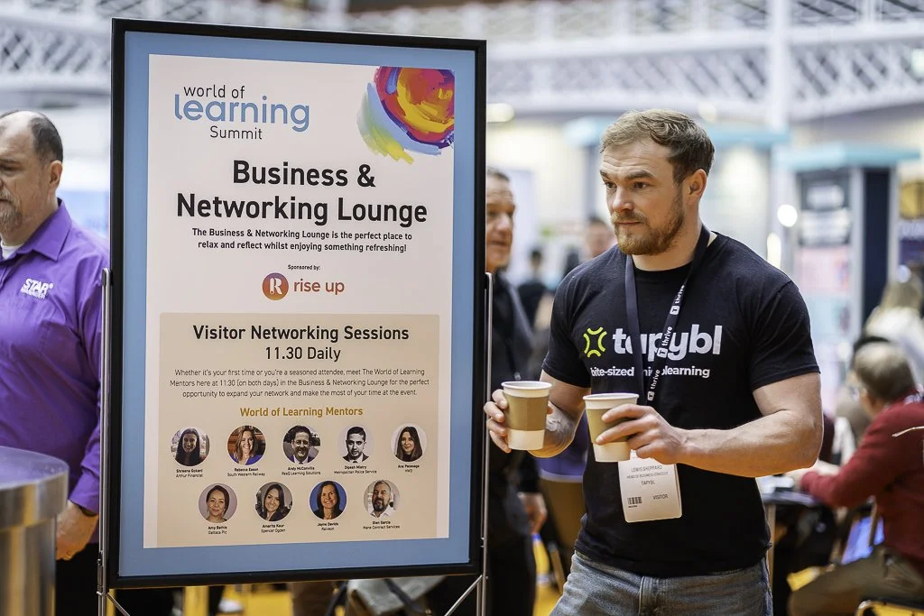 london-exhibition-photography mentors & networking lounge-03.jpg