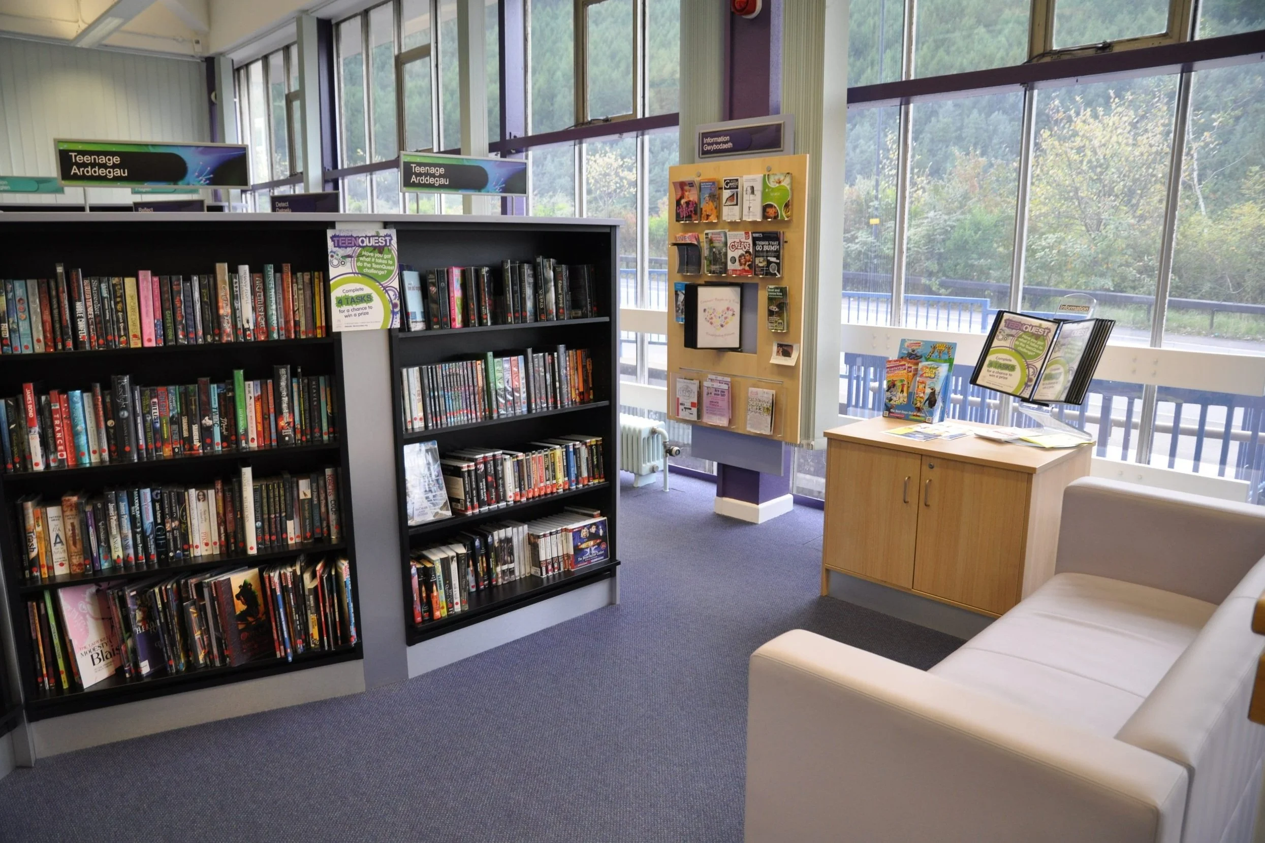 Libraries Warm Spaces