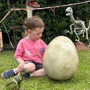 dino+egg_.webp