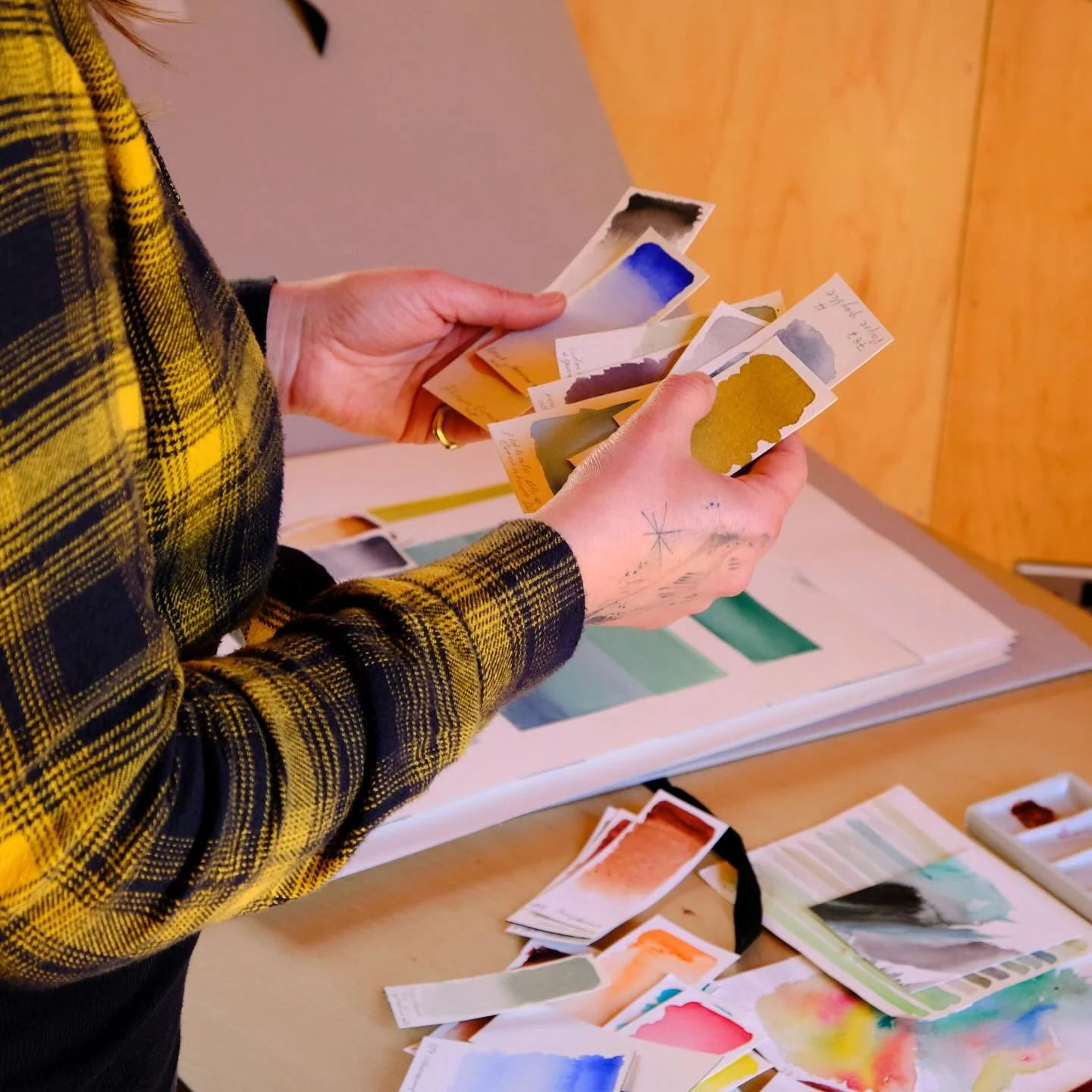 Curate your own Artist Residency at the Cabin 🎨🖌️✨