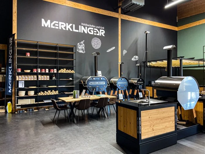 DerMerklinger_Showroom_3.jpg