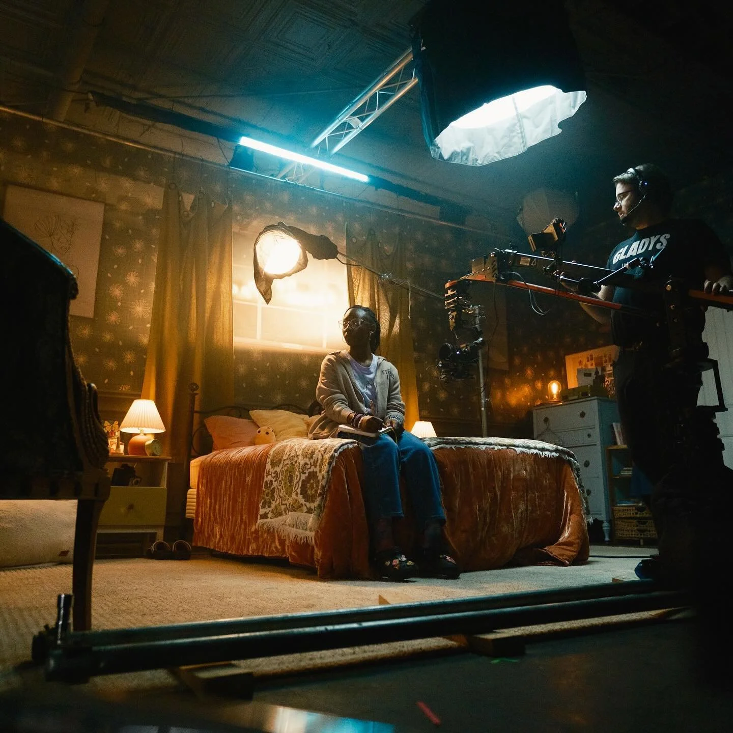 WALLS | Prescott House • Behind-the-Scenes photos from set! 📸 @chrisbtodd 
———
Prod Co • @workwithcedar 
Director • @ethan_milner 
Producers • @kevinleighjohnson @greysonawelch 
Cinematographer • @thekirby