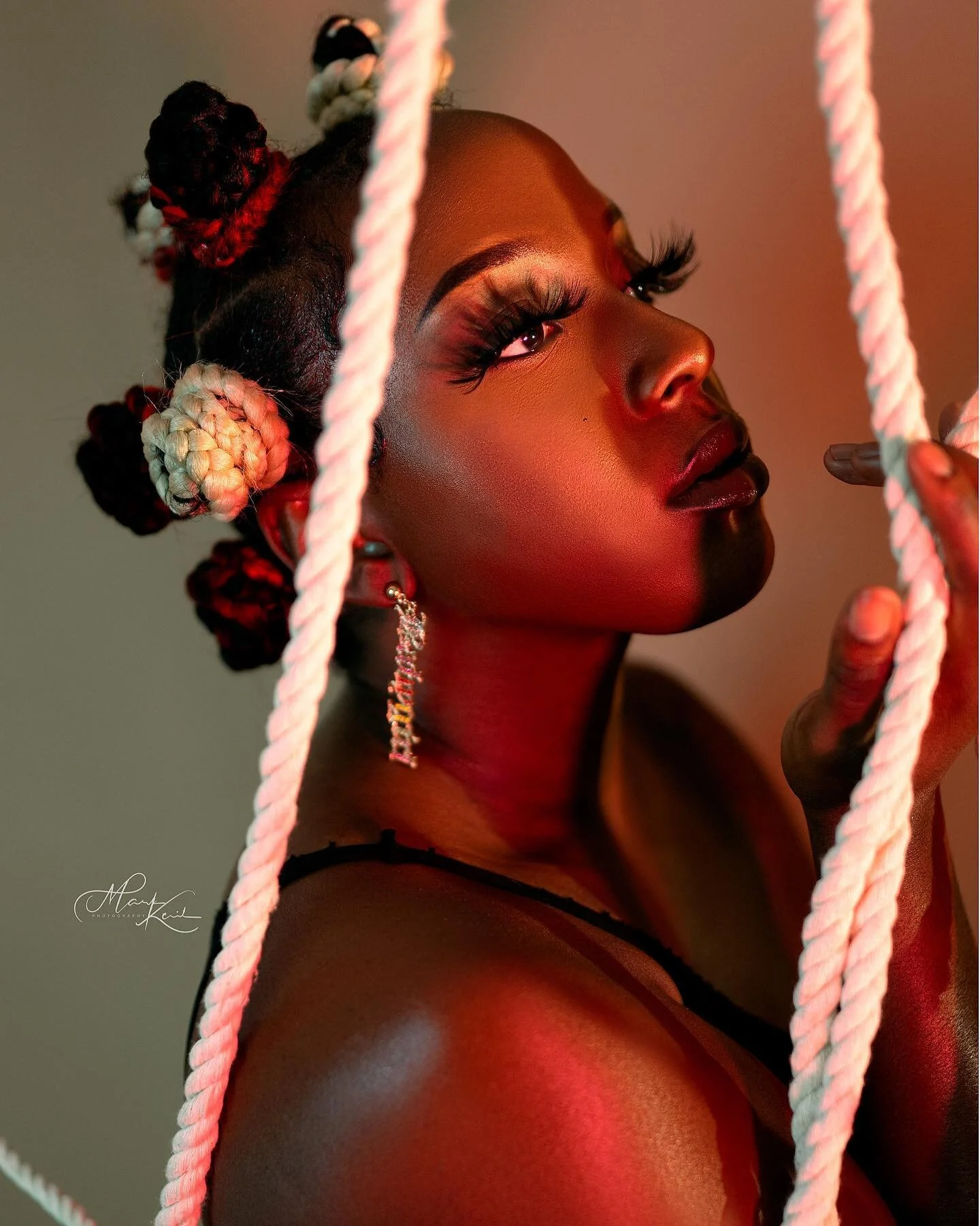 Nubian Queen!!!!
.
.
.
📷 : Panasonic Lumix S1R 
LENS: SIGMA 35MM 1.4 L-MOUNT version.
👨&zwj;🎨: @mark.j  @__mkphotography____ 
.
.
.
#portraitsinspire #ig_ports5k #portraitvision_ #ourportraitsdays #globe_portraits #moodyports #nigeria #dmv #moodyg
