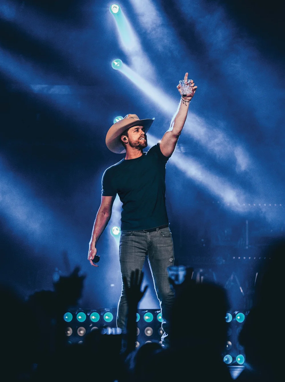 TOUR — Dustin Lynch
