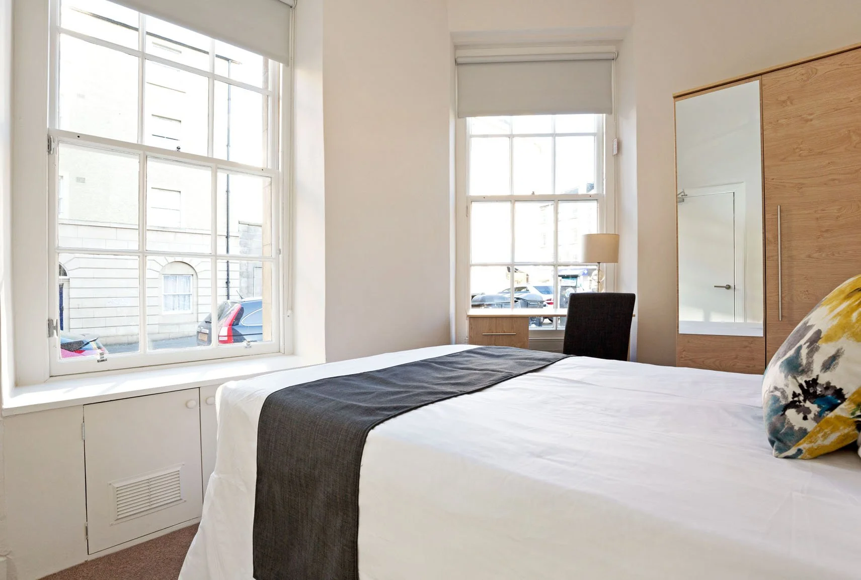 bed2.jpg