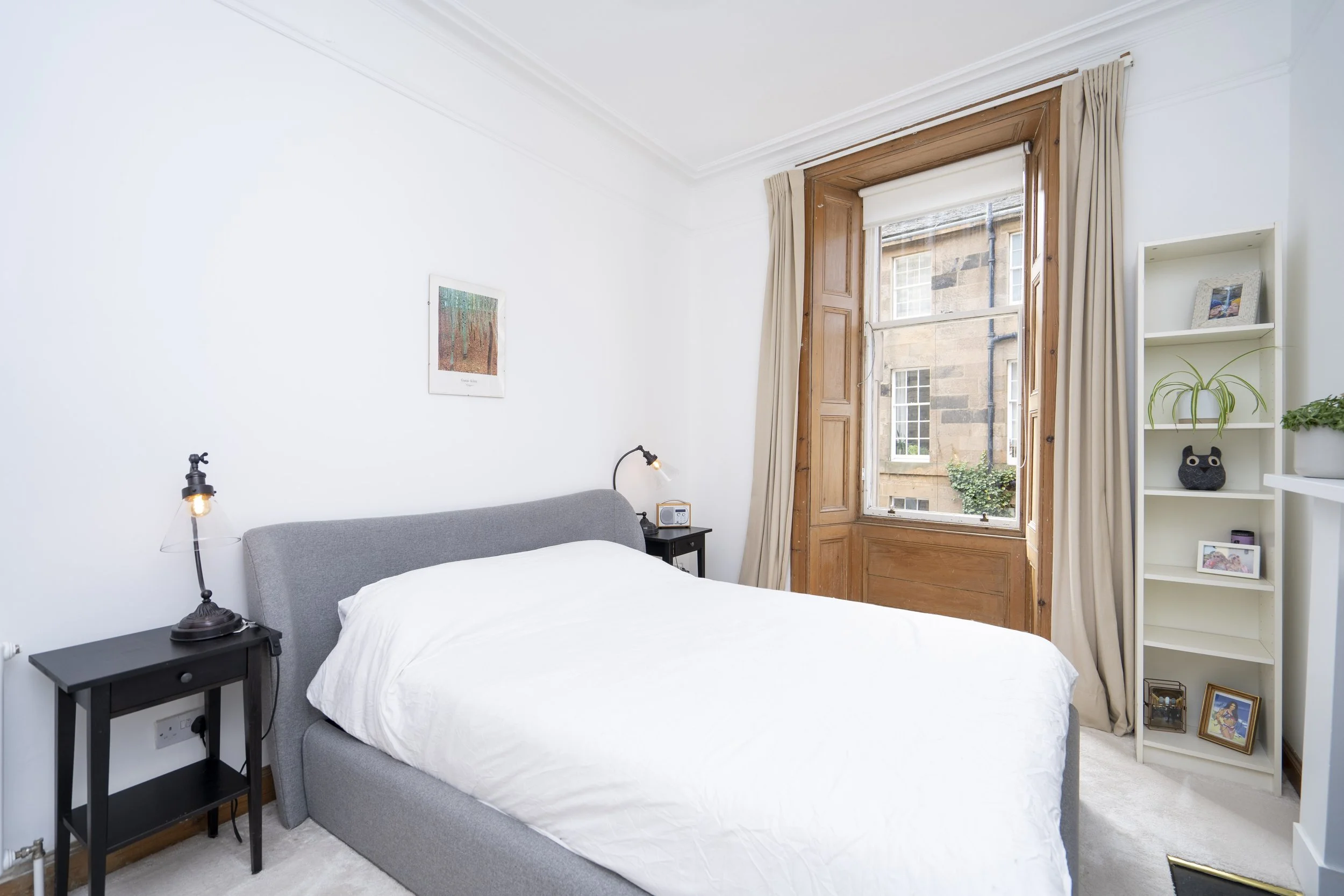 1F1 Trinity Crescent, Edinburgh (1).jpg