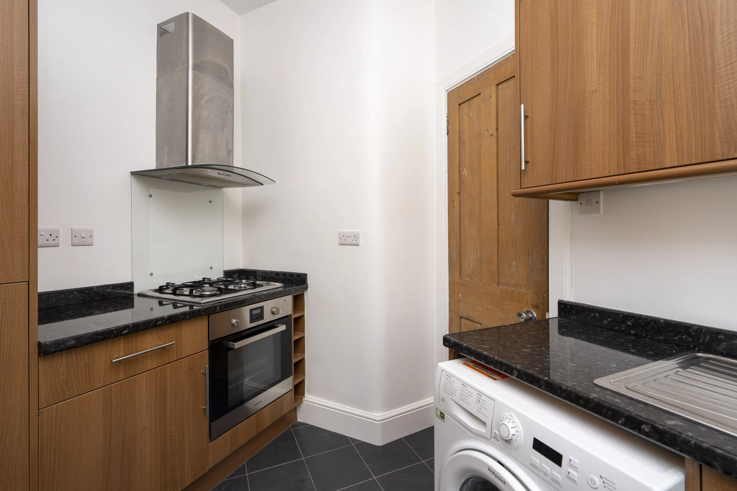 3 1F2 Wardlaw Terrace, Edinburgh (9).jpg