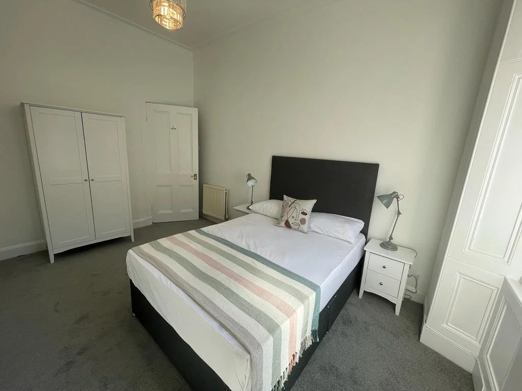 Bedroom.jpg