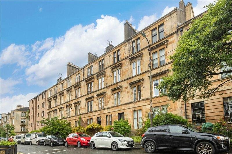 2-bedroom-apartment-for-sale-in-bank-street-hillhead-glasgow-g12-uk.jpg