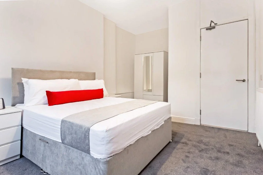 18 Yorkhill Street Pic 2 bed 1.jpg