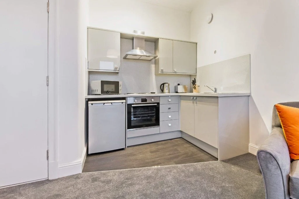 18 Yorkhill Street Pic Kitchen.jpg