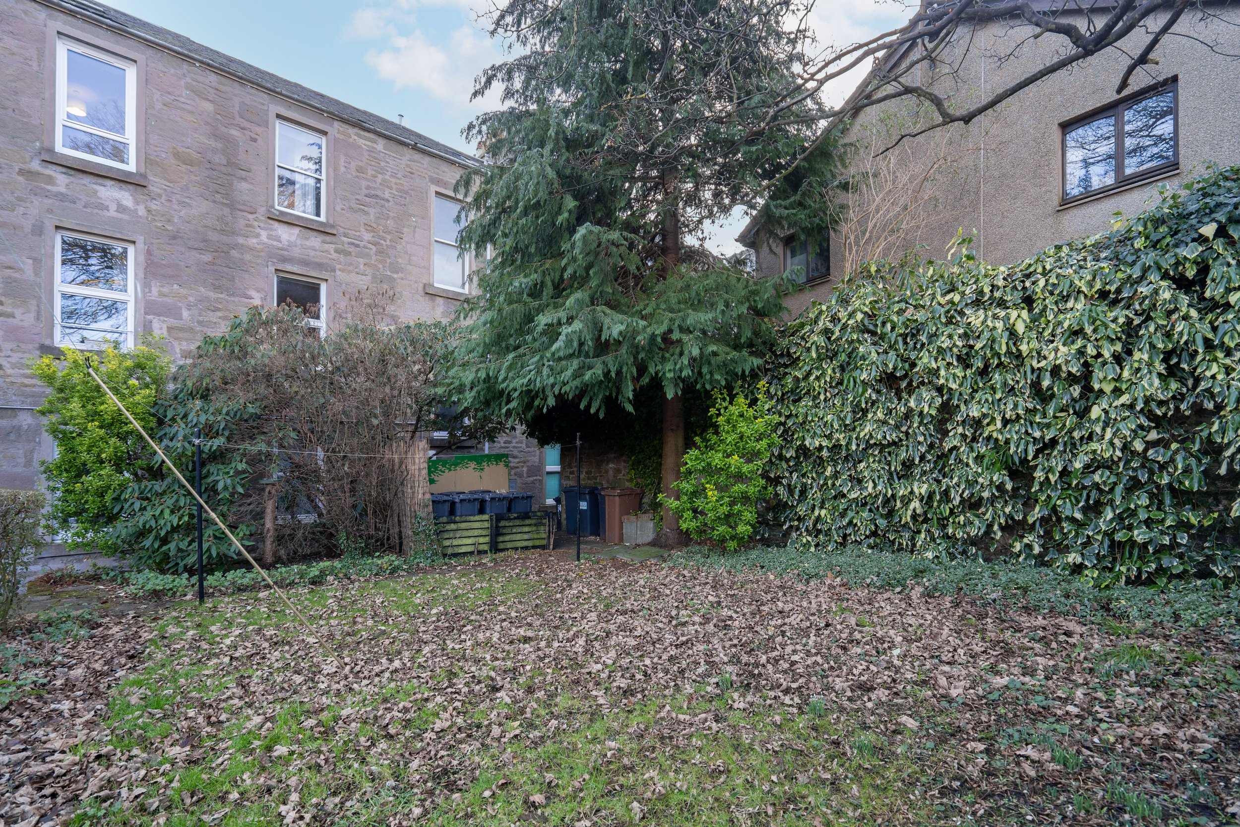 38 (B) Seafield Road, Dundee, DD1 4NP (2).jpg