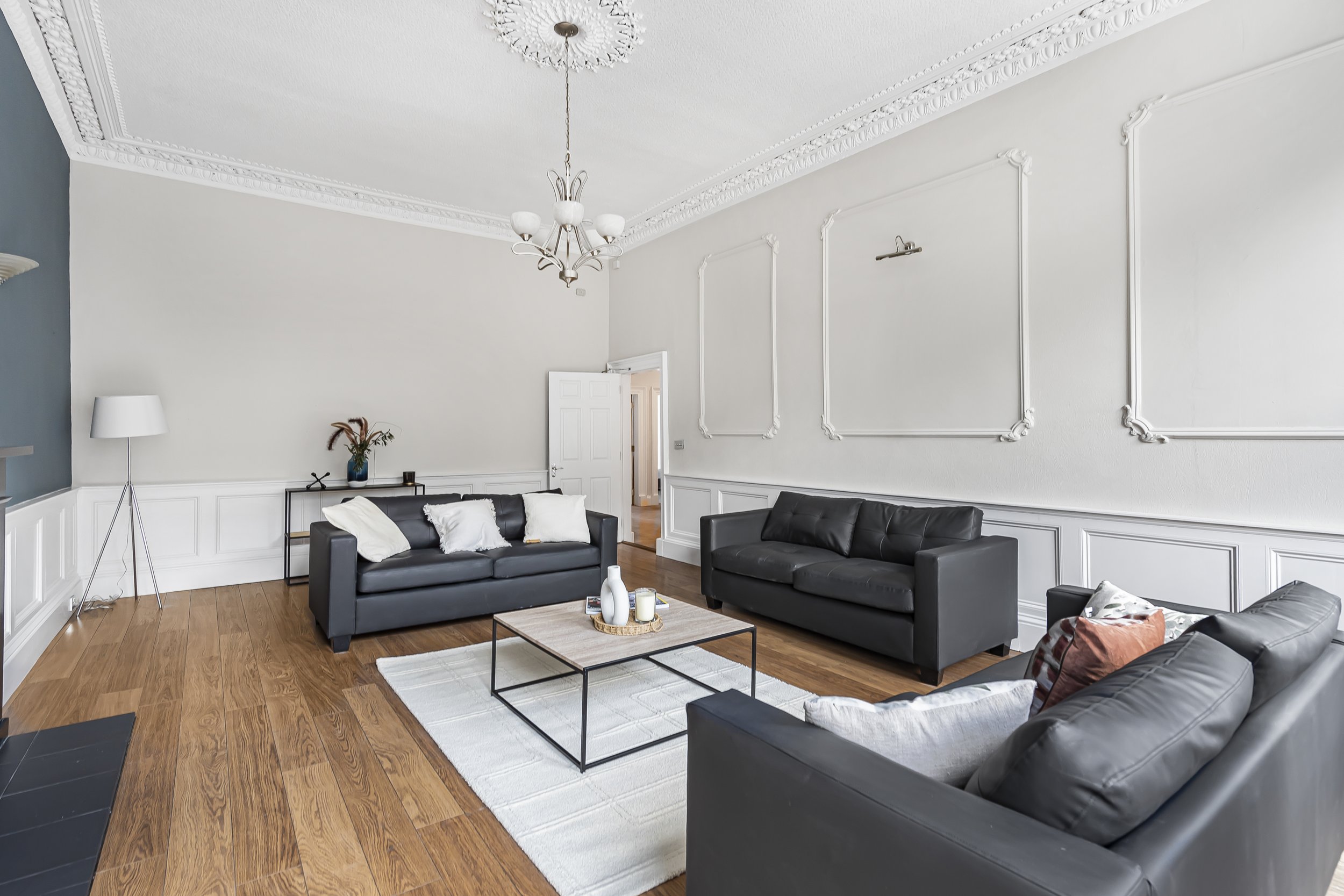 21 (2f1) Leopold Place, Edinburgh, EH7 5LB (21).JPG