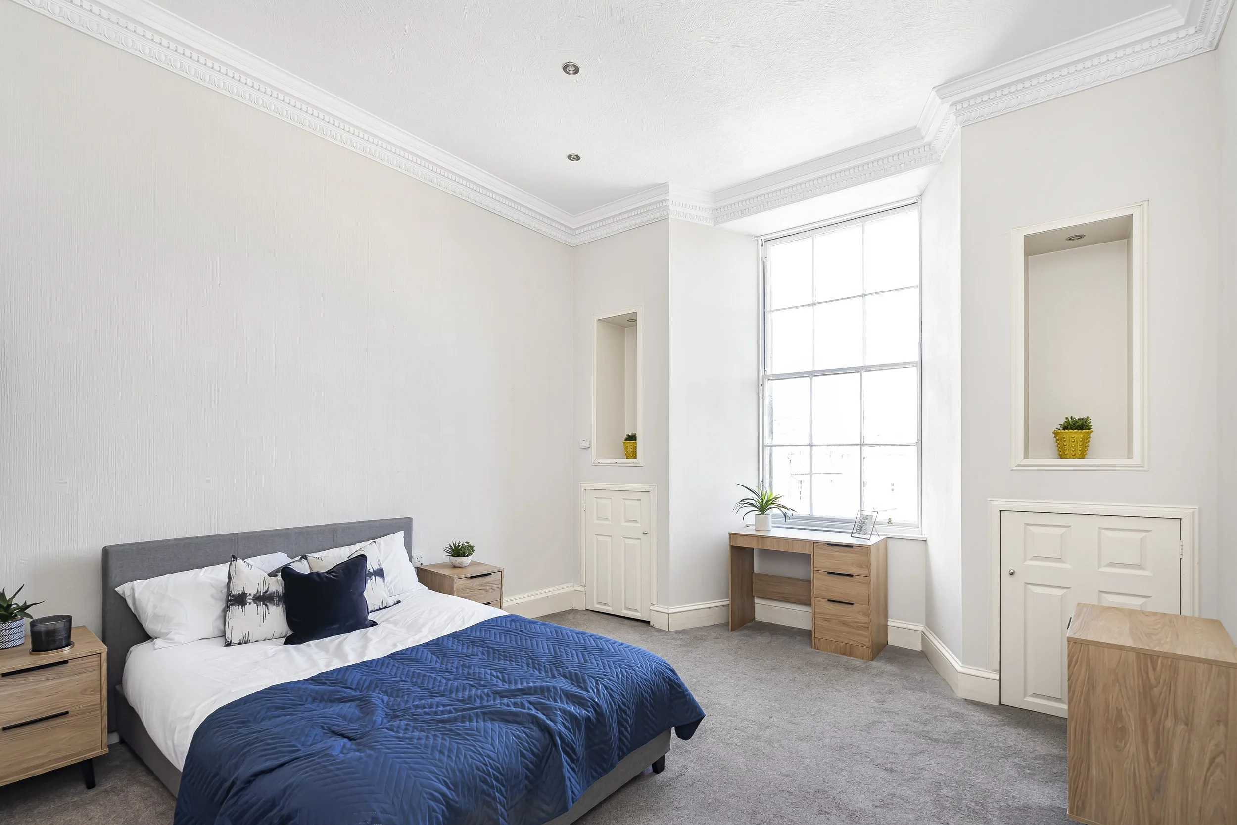 21 (2f1) Leopold Place, Edinburgh, EH7 5LB (12).JPG