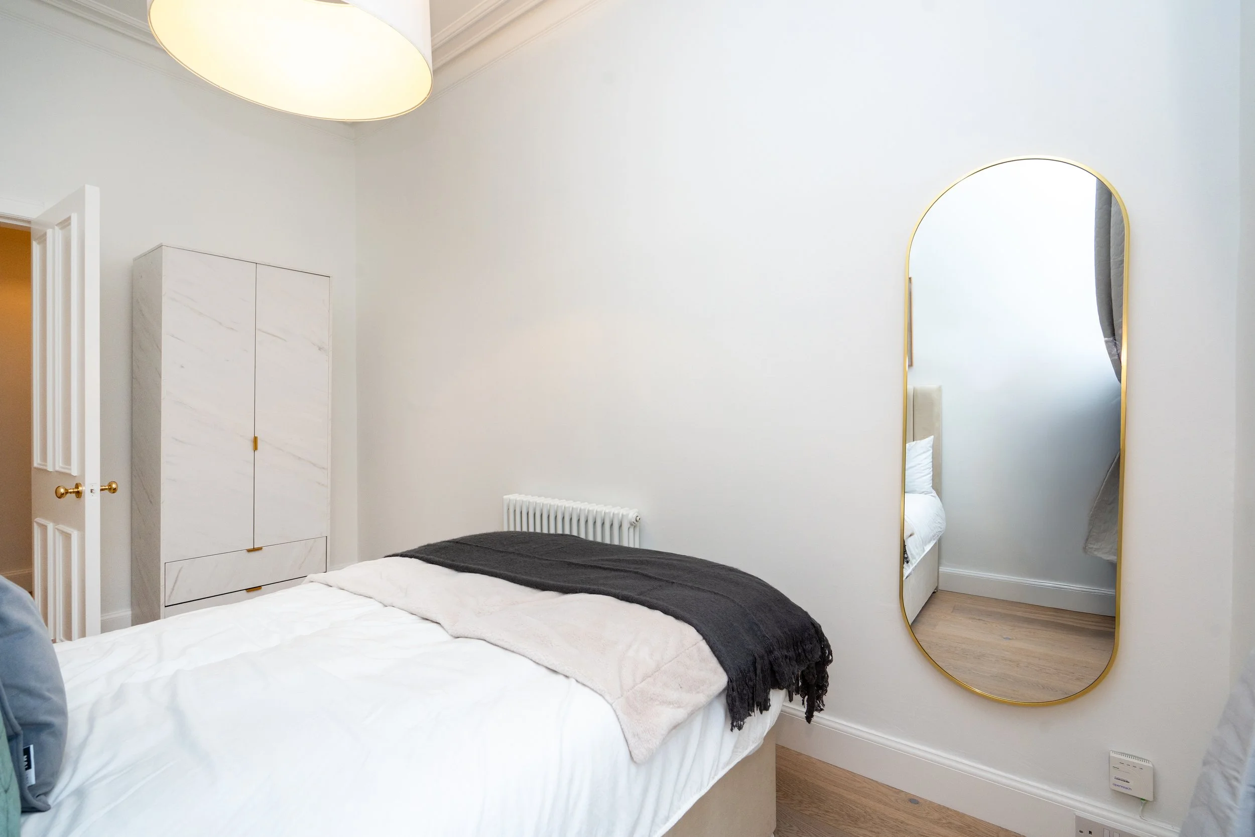 9 1F2 Comely Bank Place, Stockbridge, EH4 1DT (10).jpg