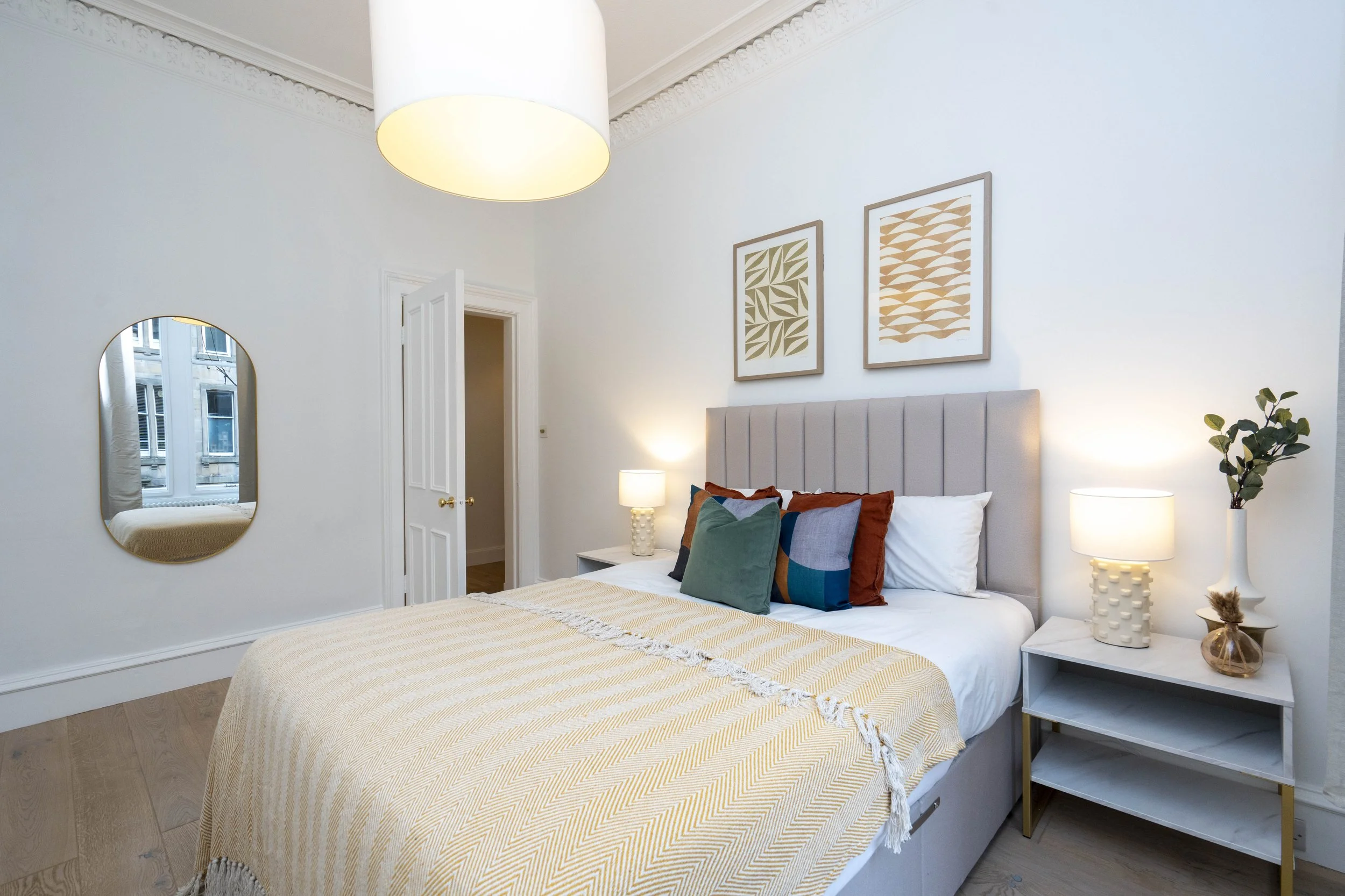 9 1F2 Comely Bank Place, Stockbridge, EH4 1DT (3).jpg