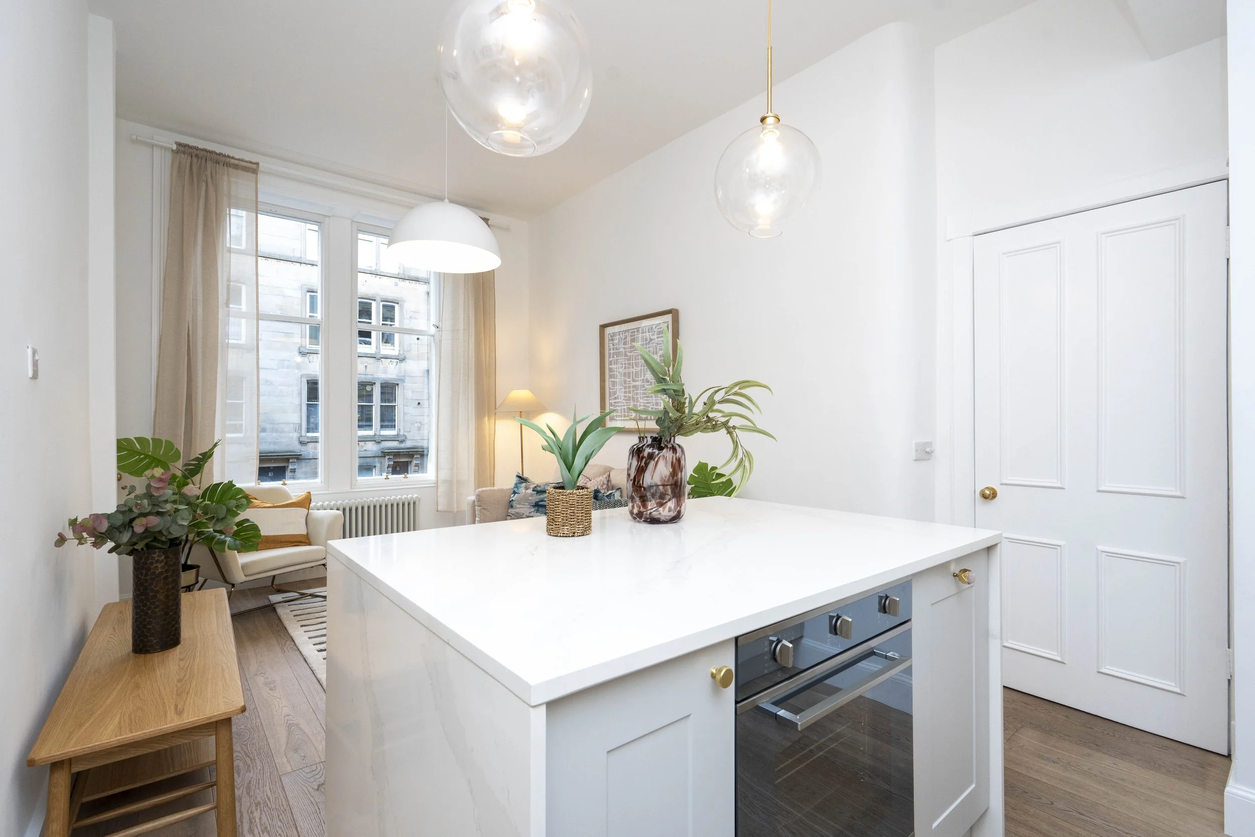 9 1F2 Comely Bank Place, Stockbridge, EH4 1DT (16).jpg