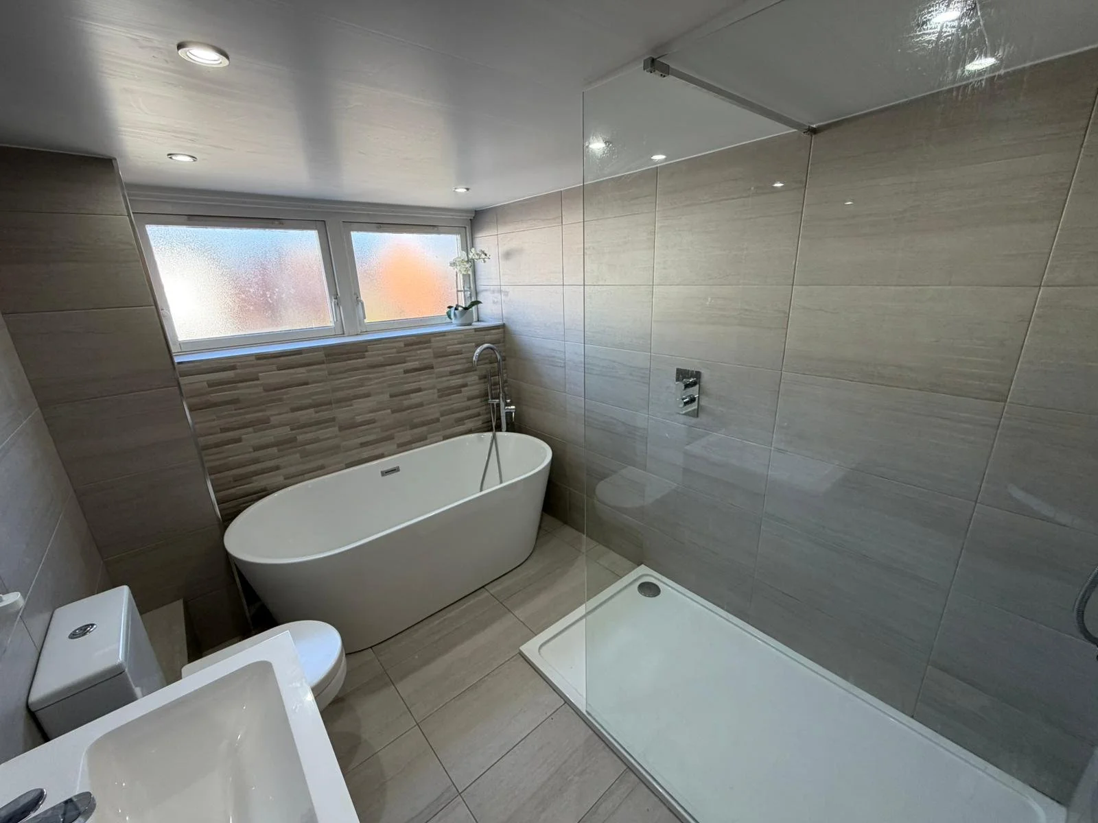 WhatsApp Image 2026-03-19 at 14.17.29 (3).jpeg