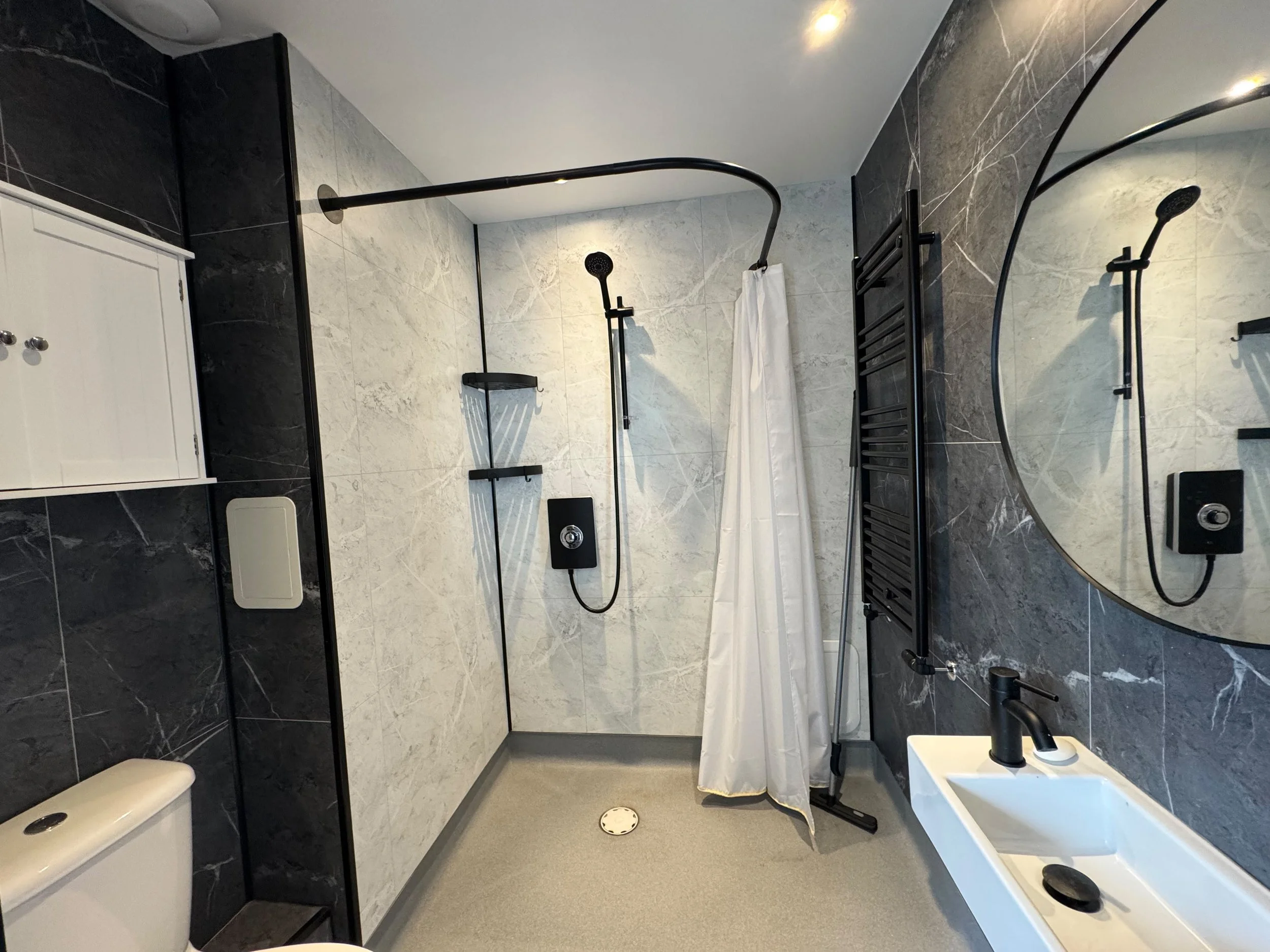 Wet Room.jpeg