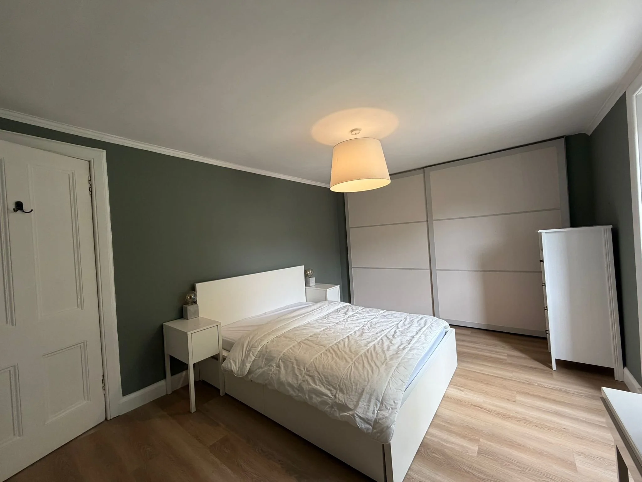 Bedroom 4.jpeg