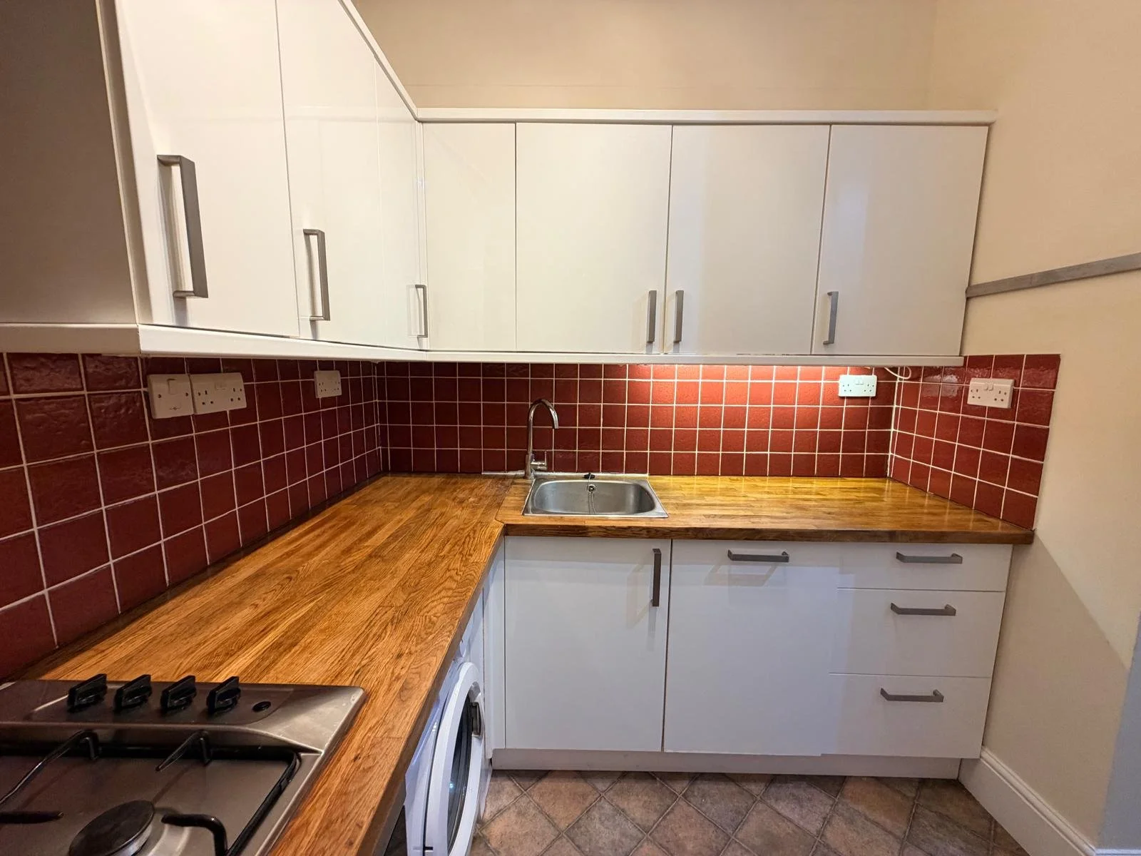 Kitchen 3.jpeg