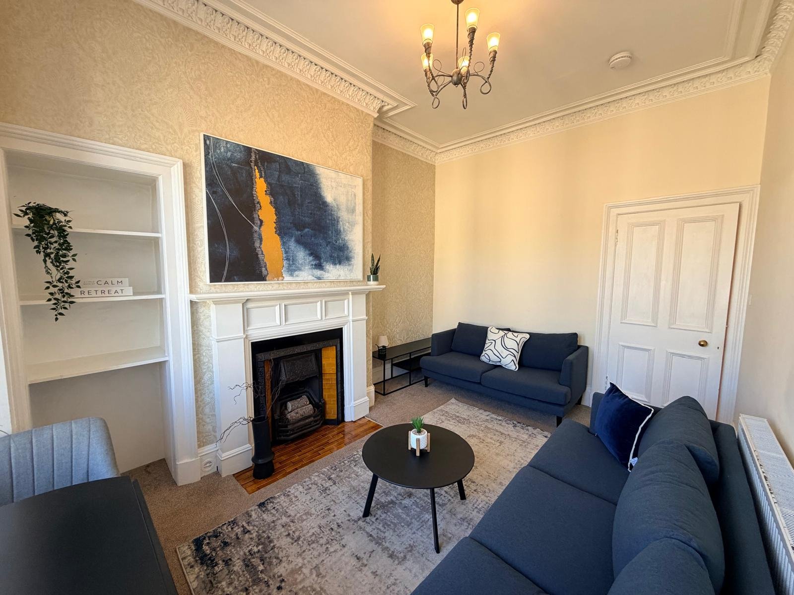 Lounge 3.jpeg