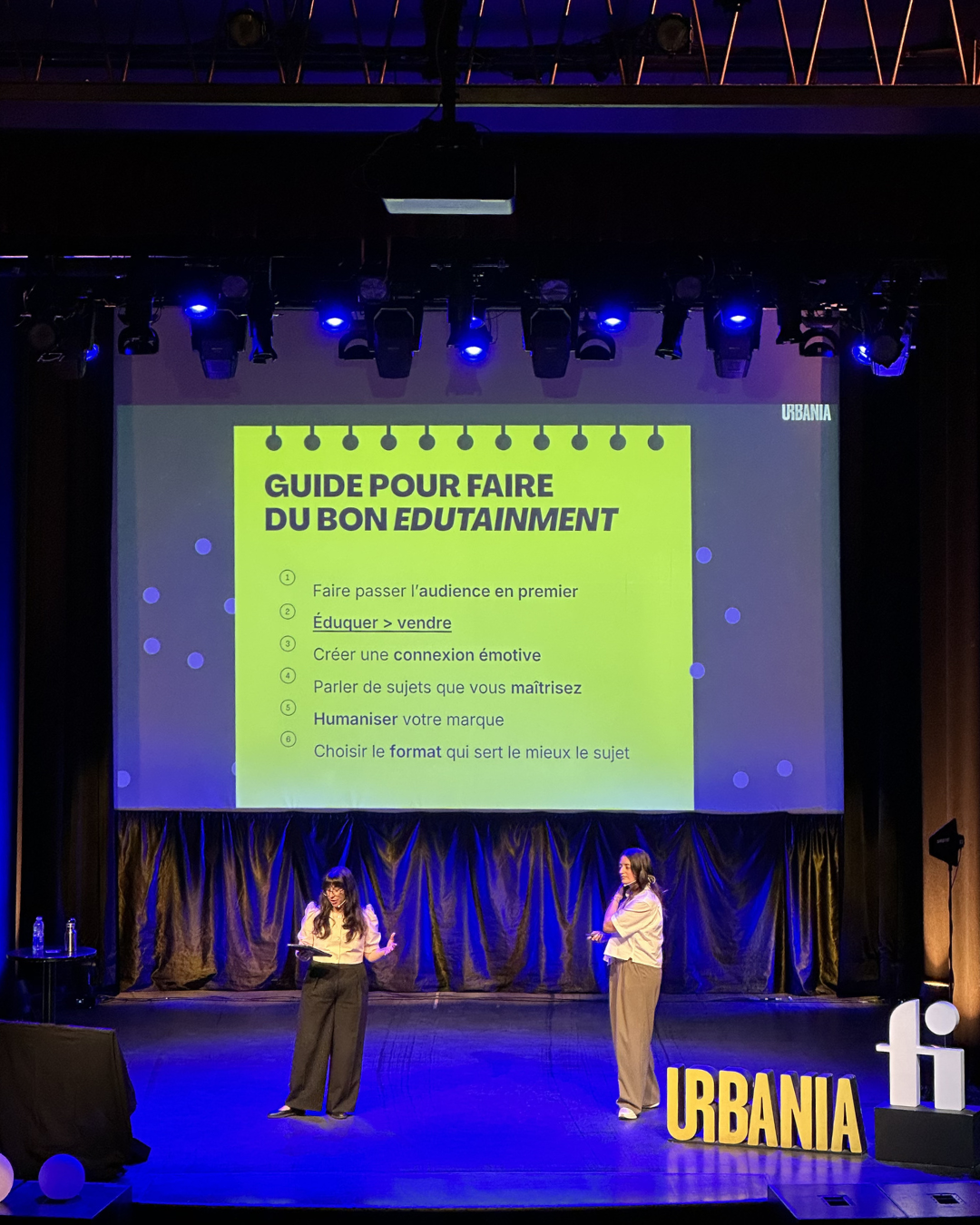 Conférencières d’URBANIA présentant les meilleures pratiques de l’édutainment lors du Sommet Création de contenu 2026, incluant l’éducation, l’émotion et l’humanisation des marques.