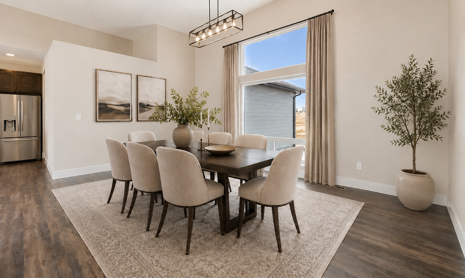 7746 Dining Room.png