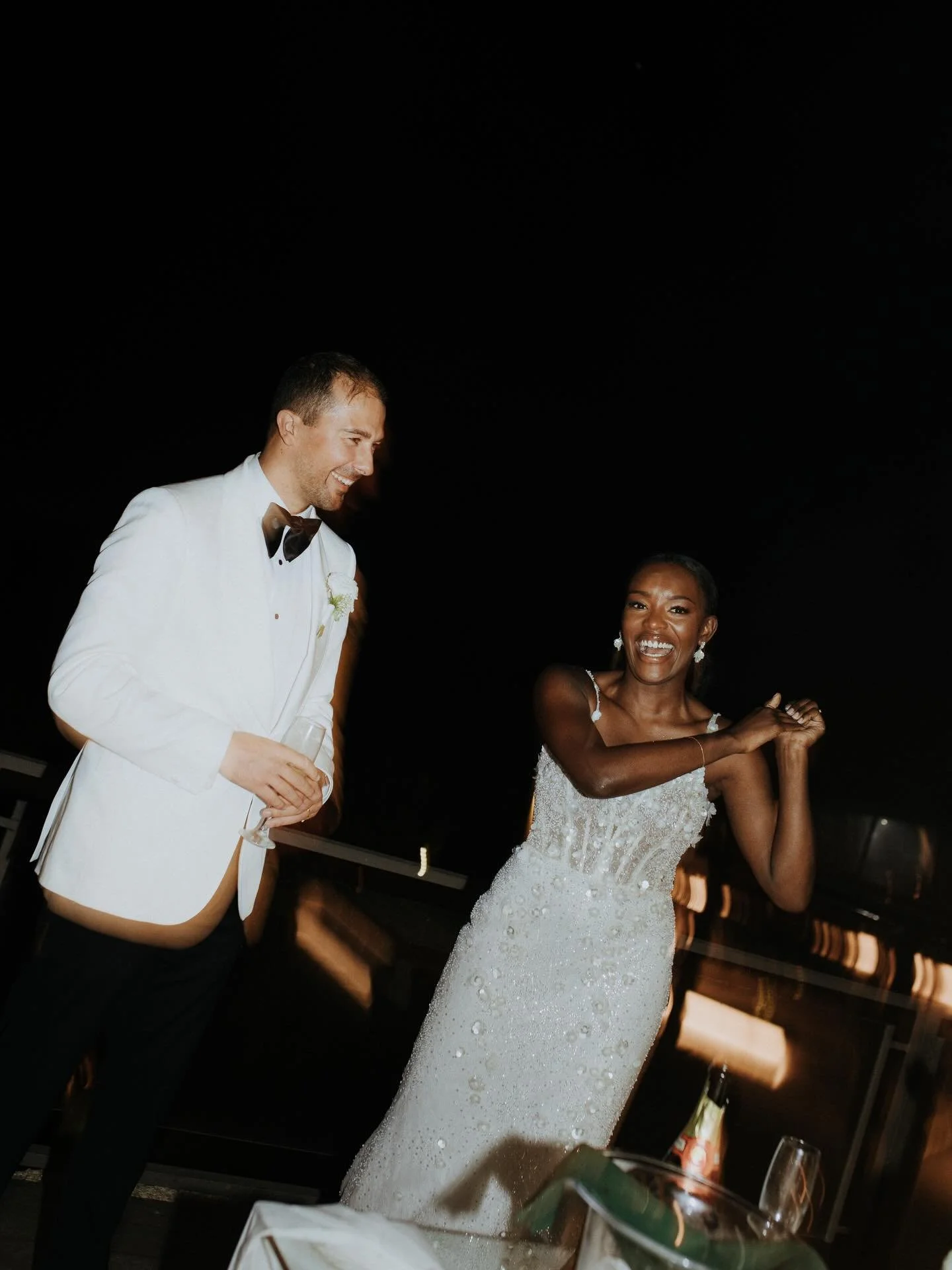 The party starts with them.
Unstoppable energy. ✨

.
#weddingphotographer #portugalweddingphotographer