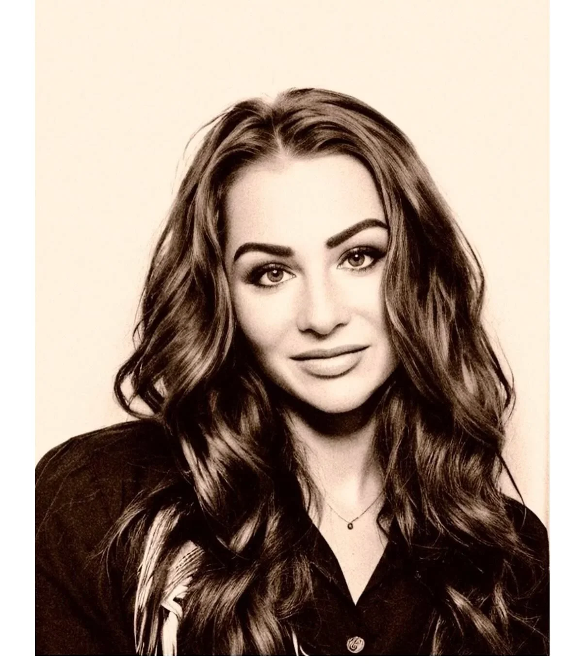 Get to know Layla Halterman @theoglmh this week on the @jointhecolab member spotlight and read the whole feature link in story #jobs #careers #networking #jointhecolab