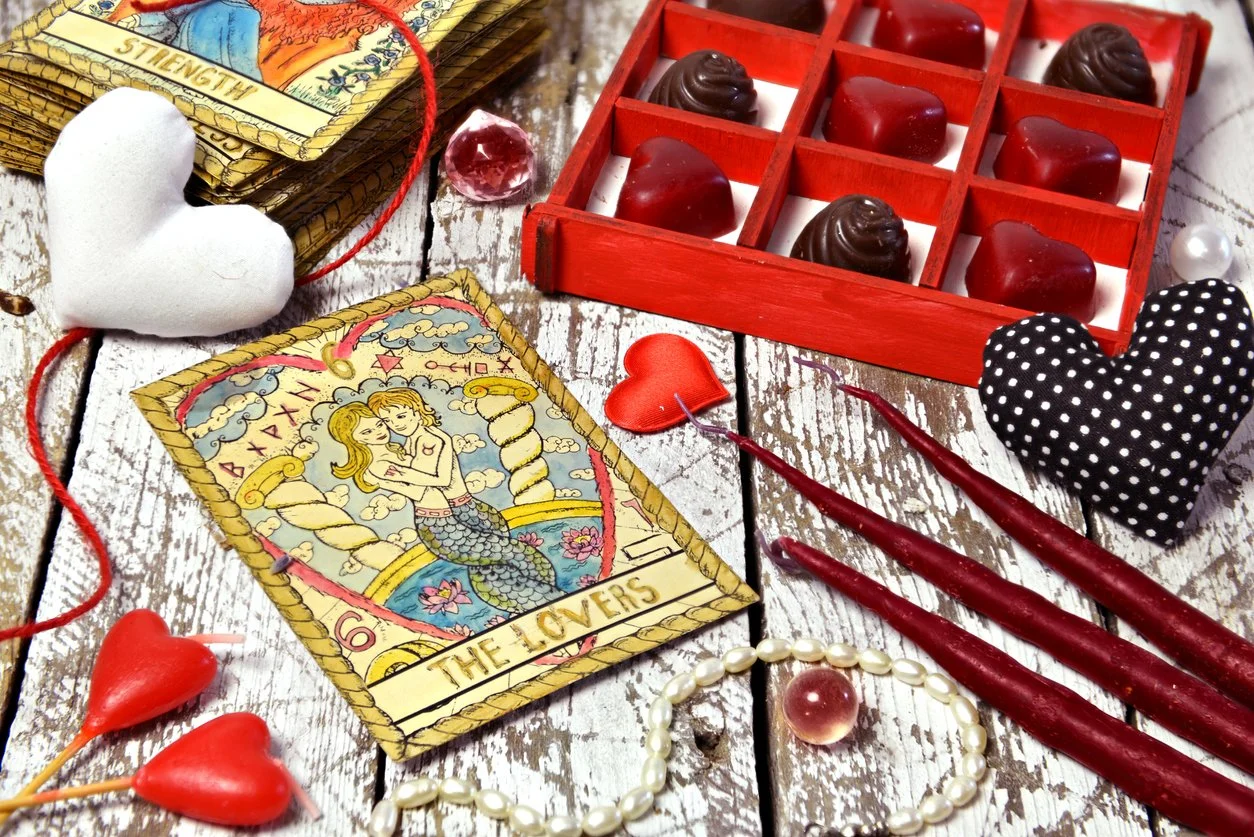 Why I Love        Teaching Tarot