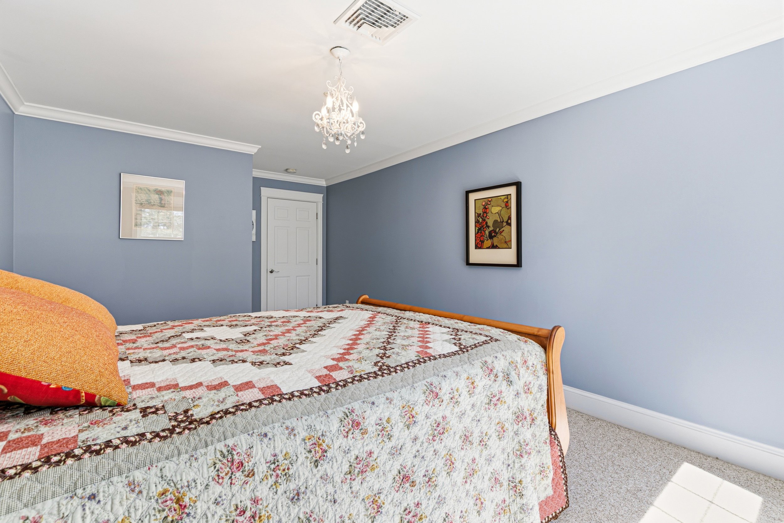 58 Ridge Rd Portland ME 04103 USA_031.jpg
