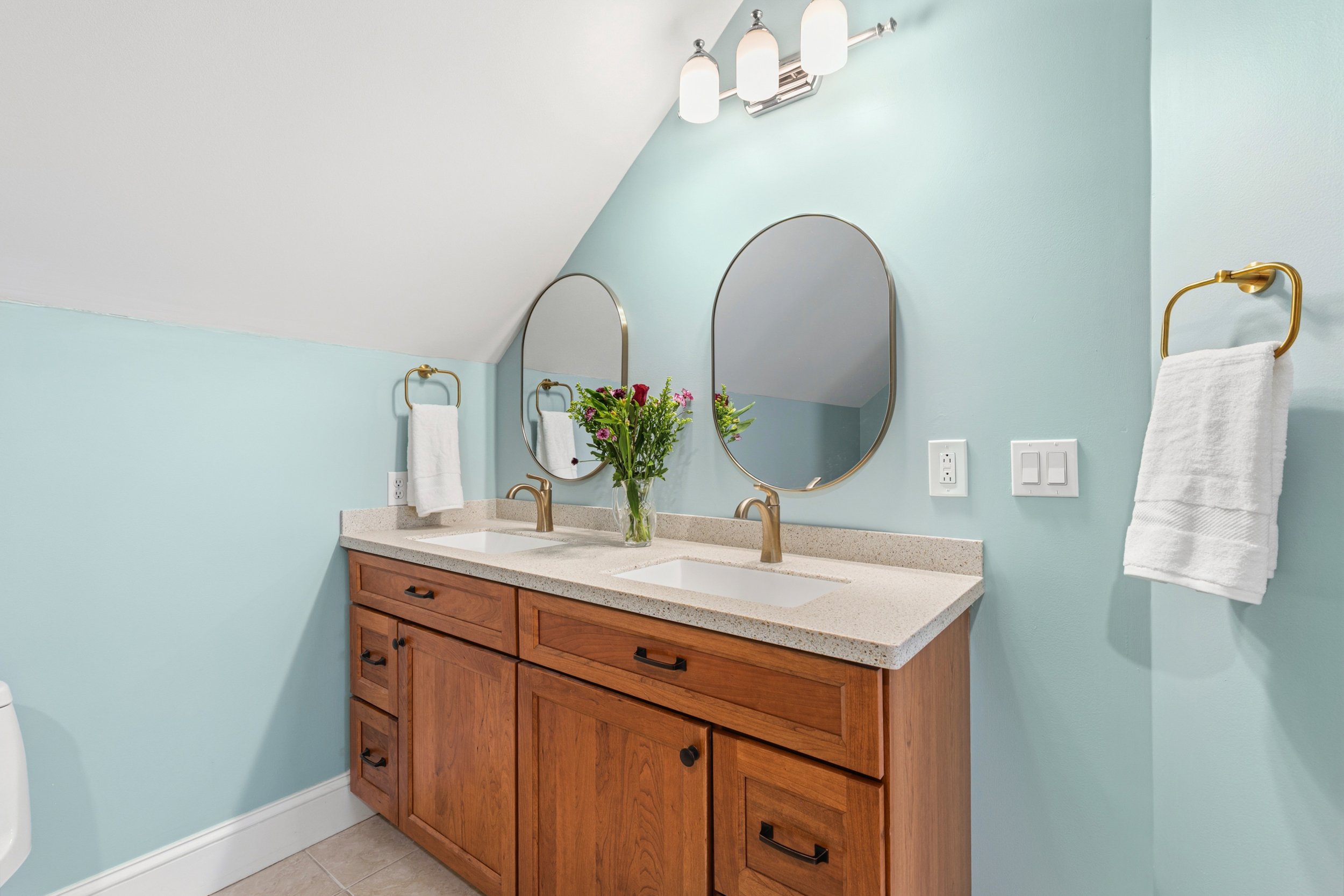 58 Ridge Rd Portland ME 04103 USA_024.jpg
