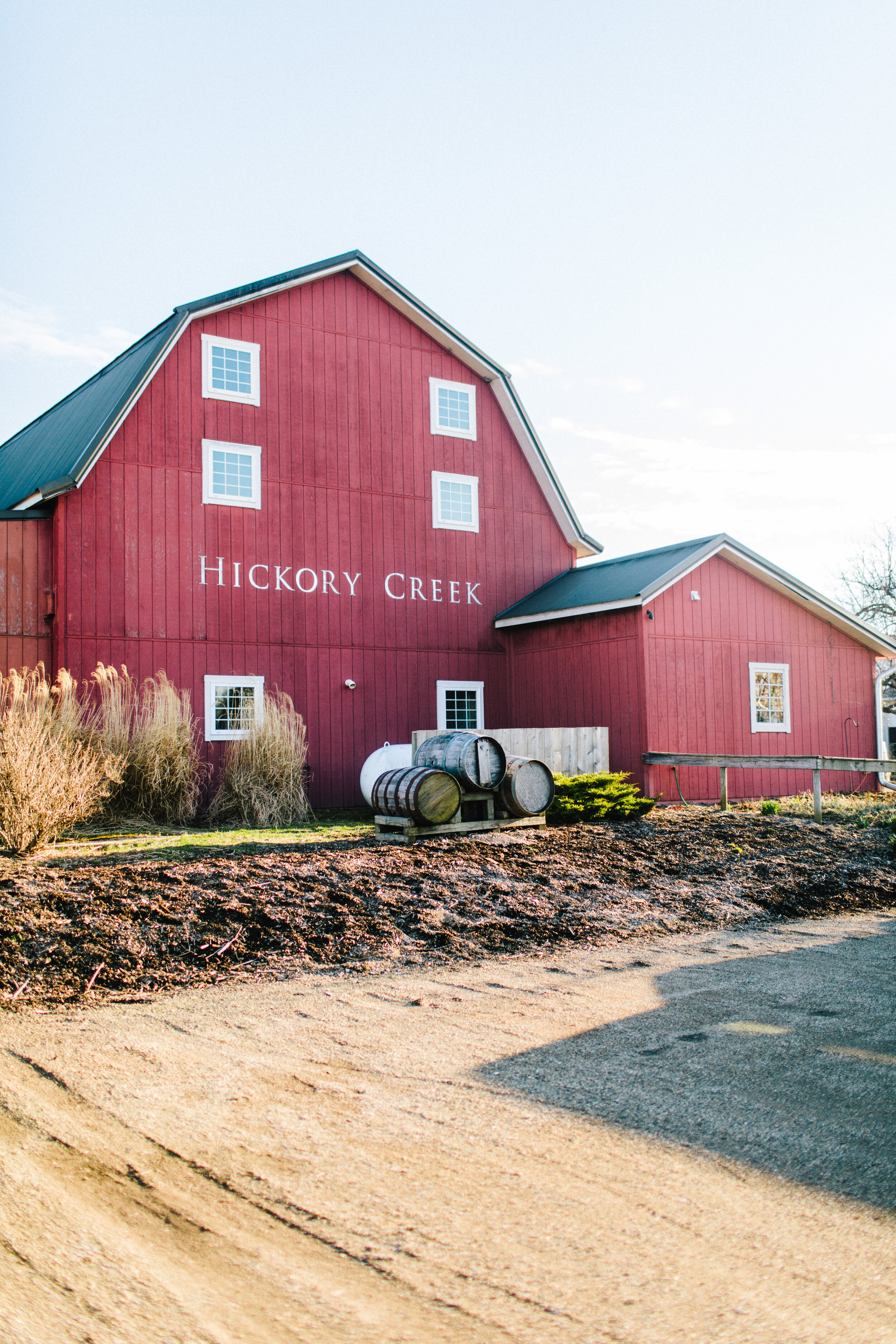 HickoryCreek_Photo4_Barn.jpg