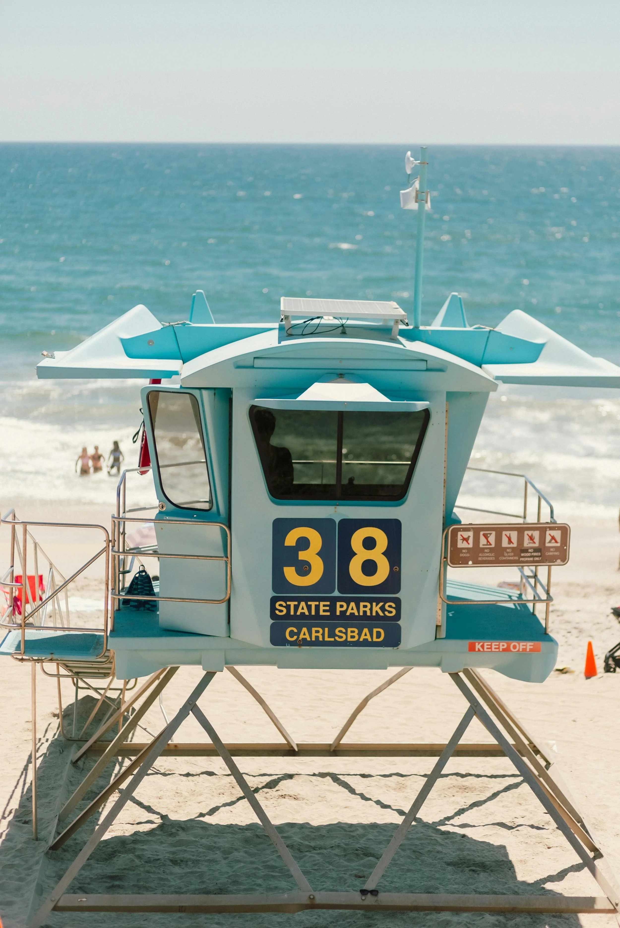 Carlsbad vs. Laguna Beach: Which Coastal Town Is Right for You?