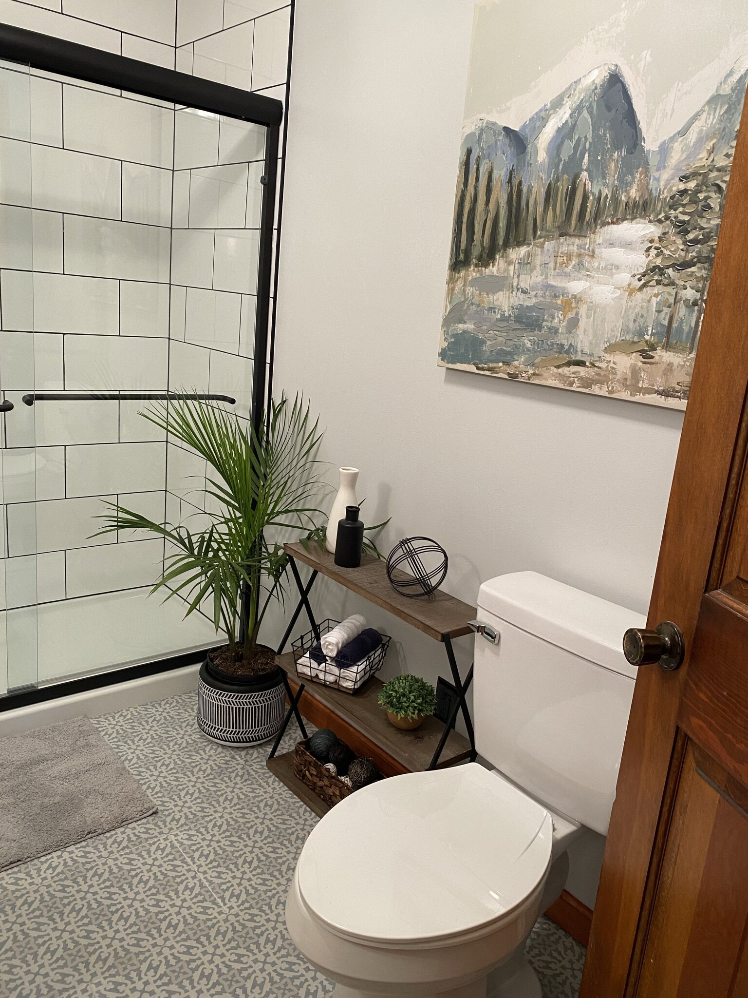 Photo and Design by Lynn Riehm