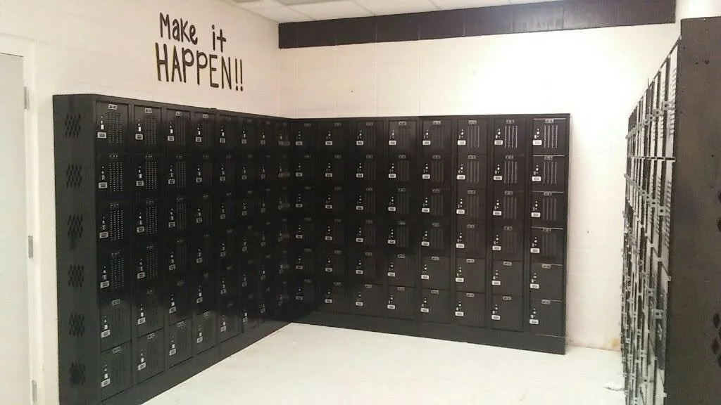 lockers1.jpg