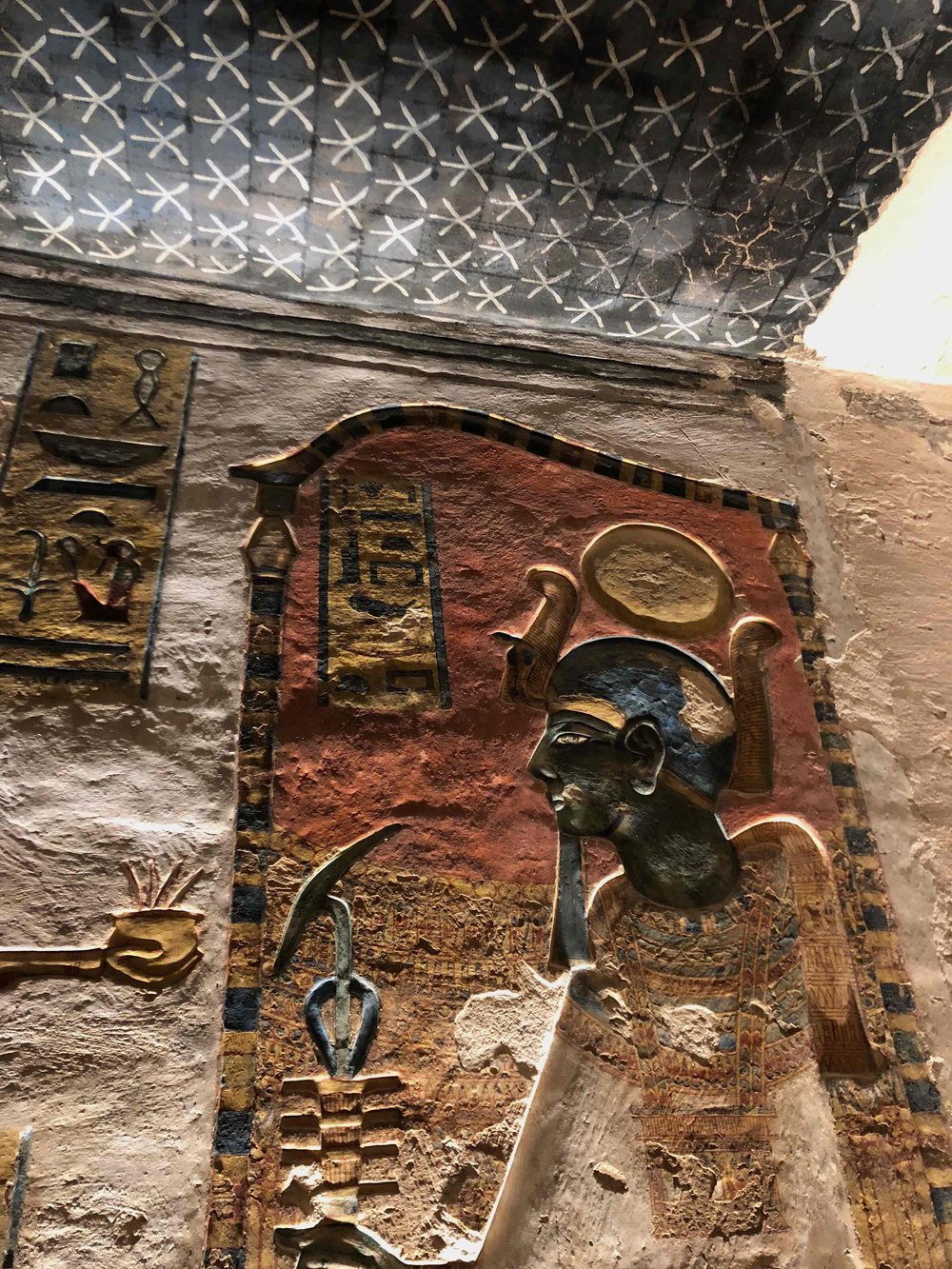 Inside Tombs of Egypt.jpg