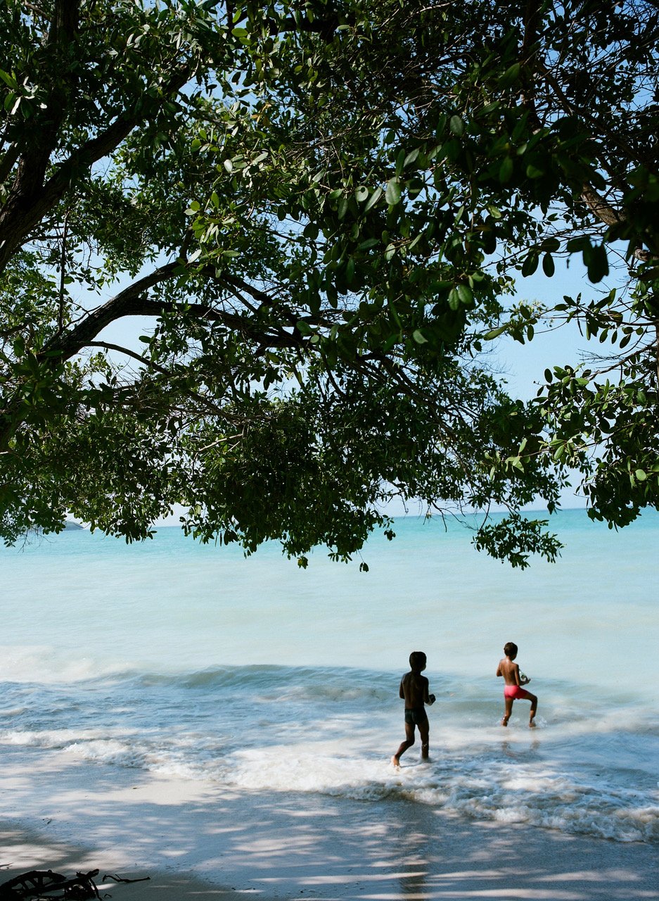  Cartagena girls trip by Liz Banfield  