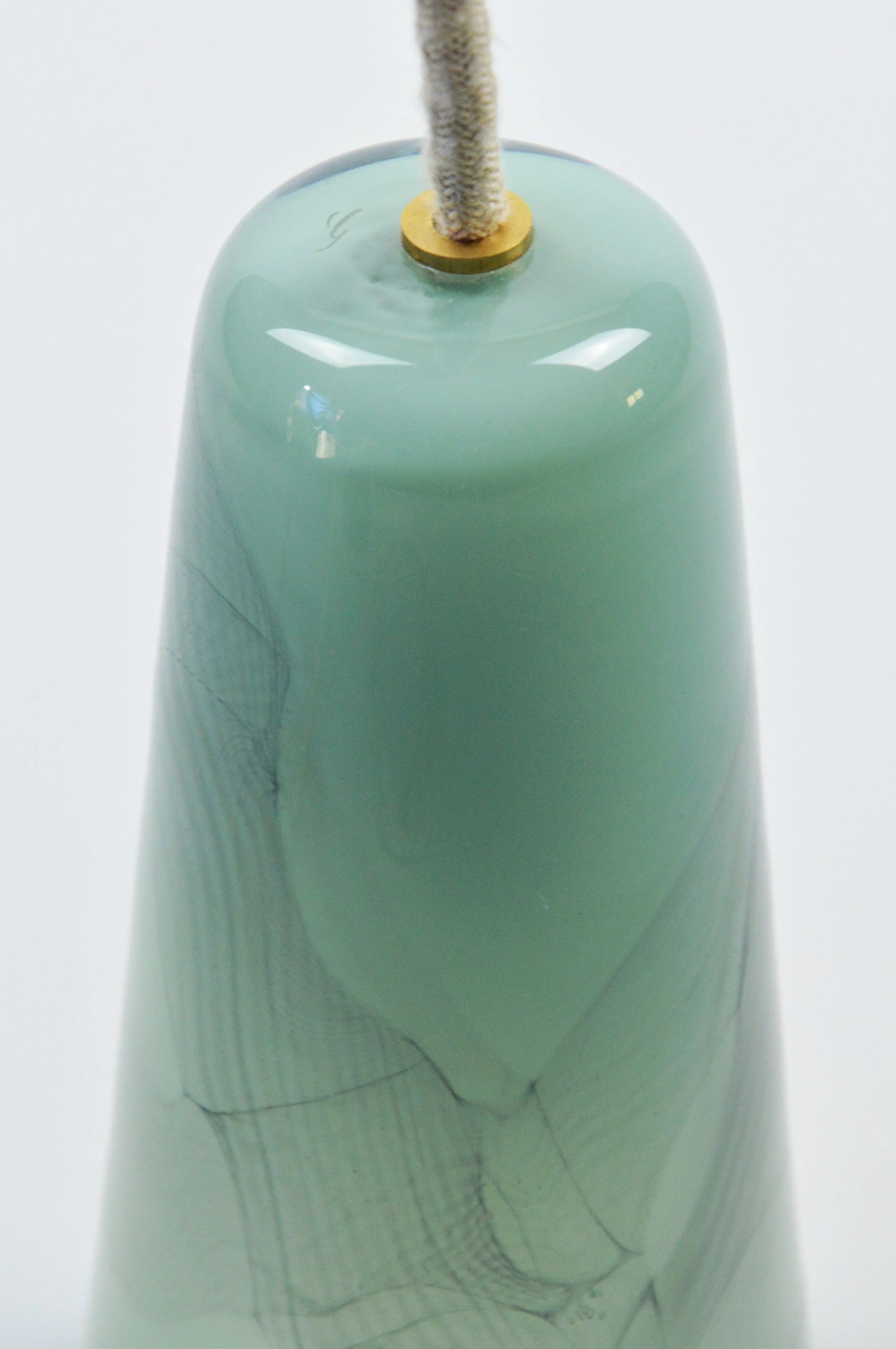 Atelier George-Collection Moire-Suspension Delta-vert pastel-bleu gris-zoom.jpg