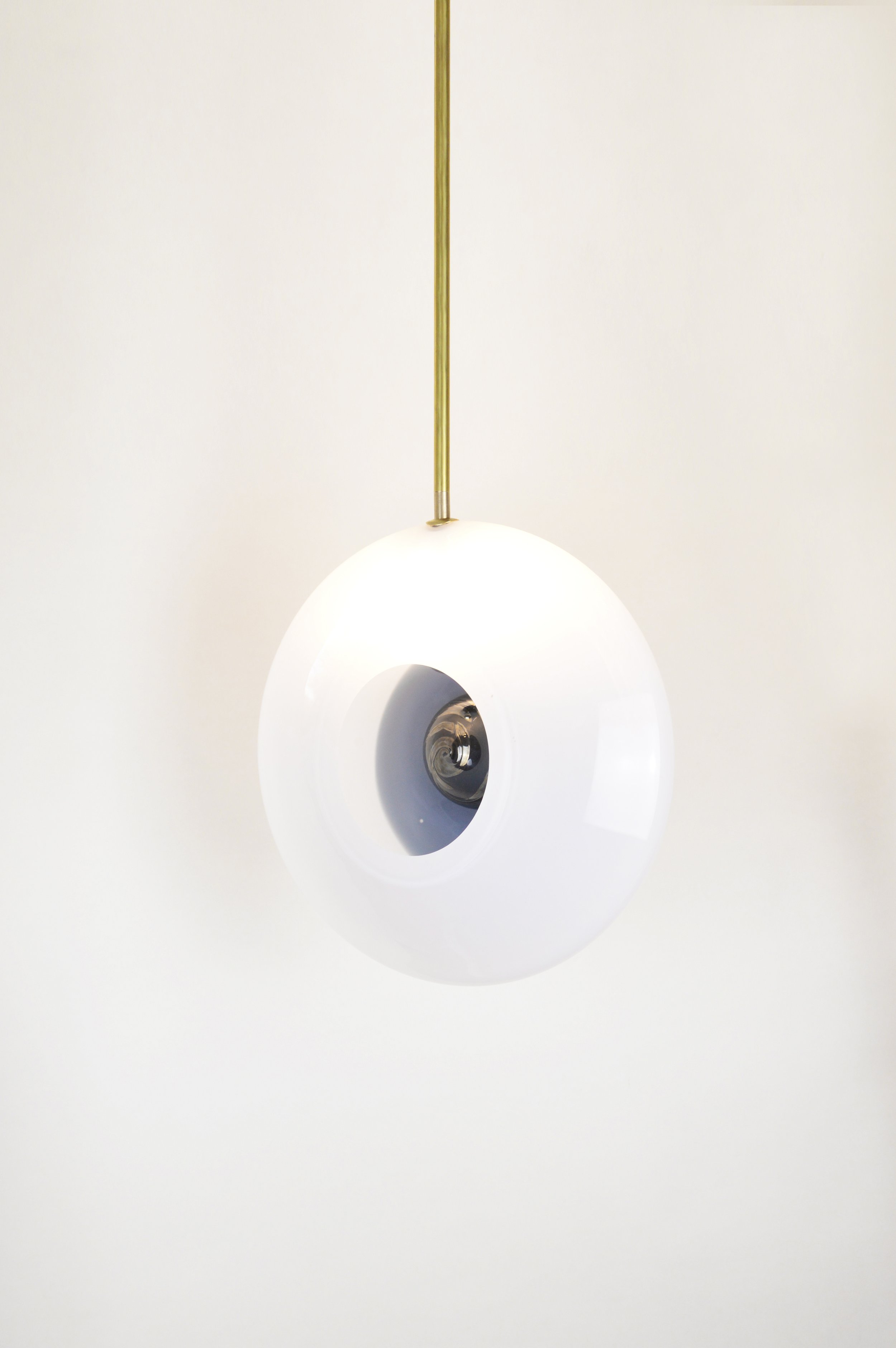 Atelier George-Collection Aube-Suspension Trou noir 4.jpg