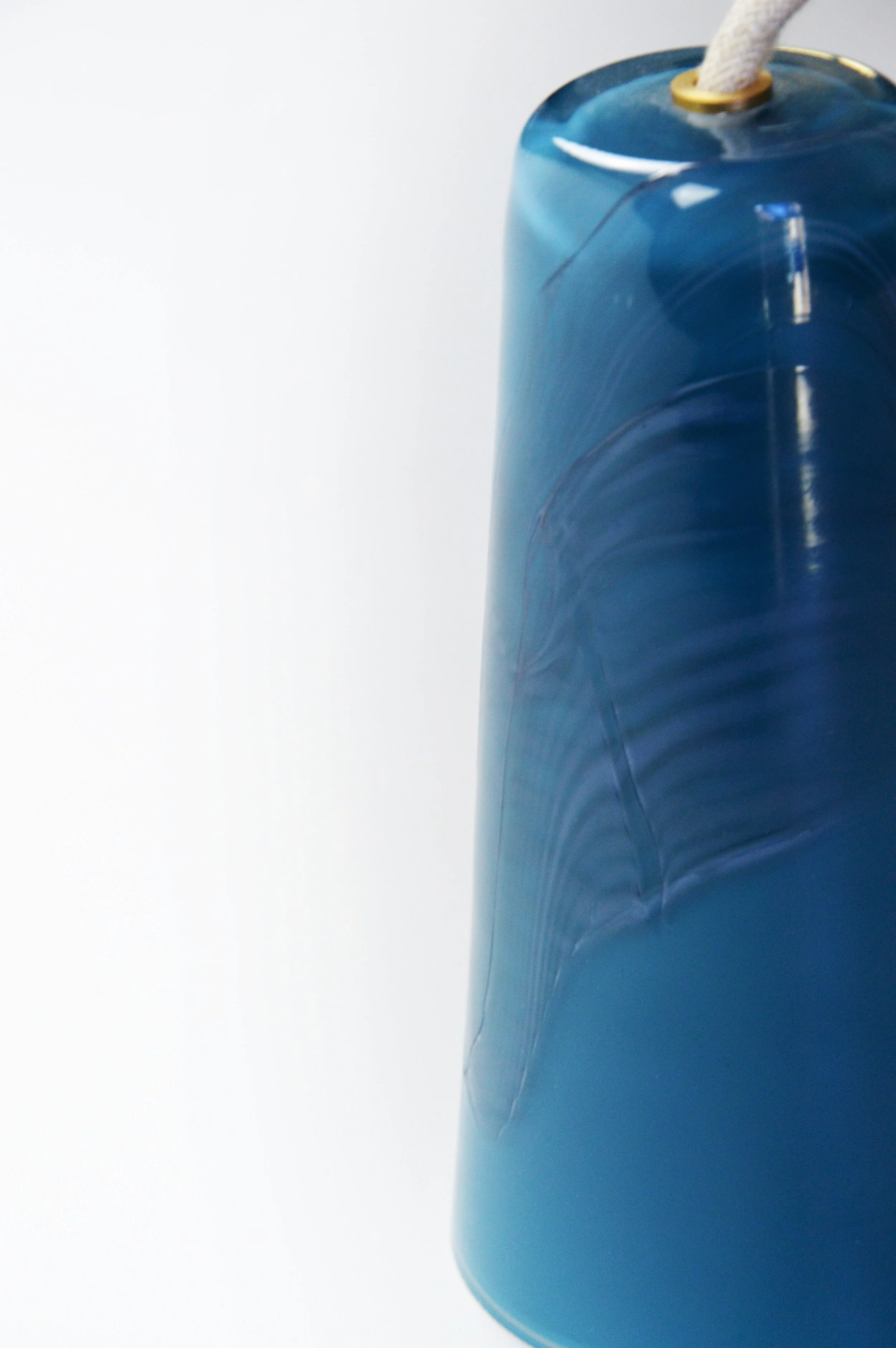 Atelier George-Collection Moire-Suspension Delta-turquoise-bleu gris-zoom.jpg