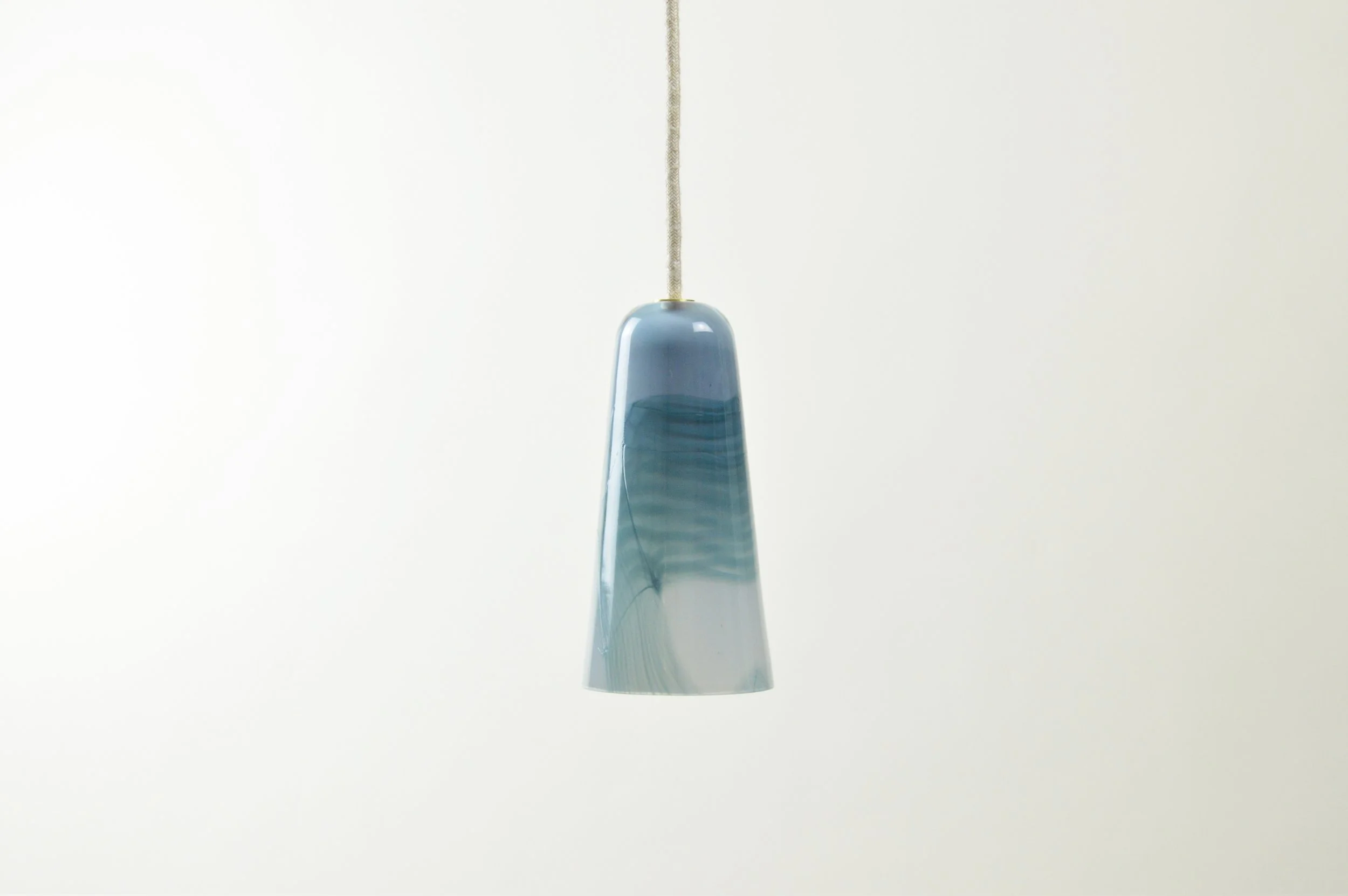 Atelier George-Collection Moire-Suspension Delta-bleu gris-turquoise.jpg