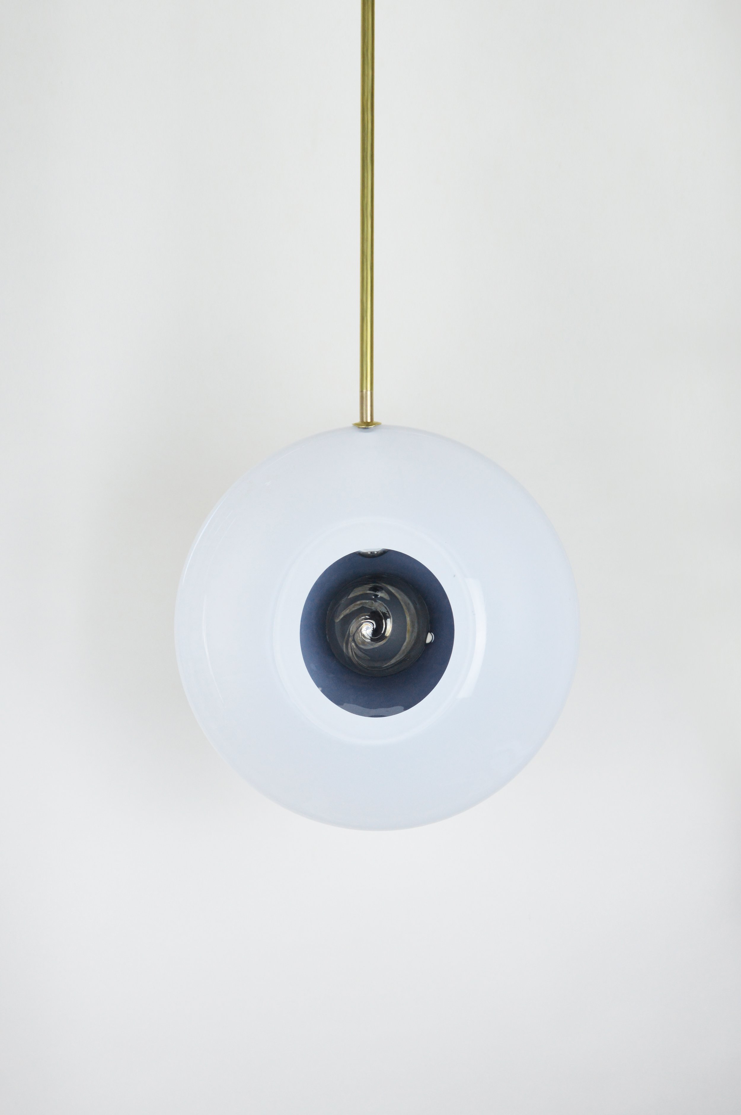 Atelier George-Collection Aube-Suspension Trou Noir 1.jpg