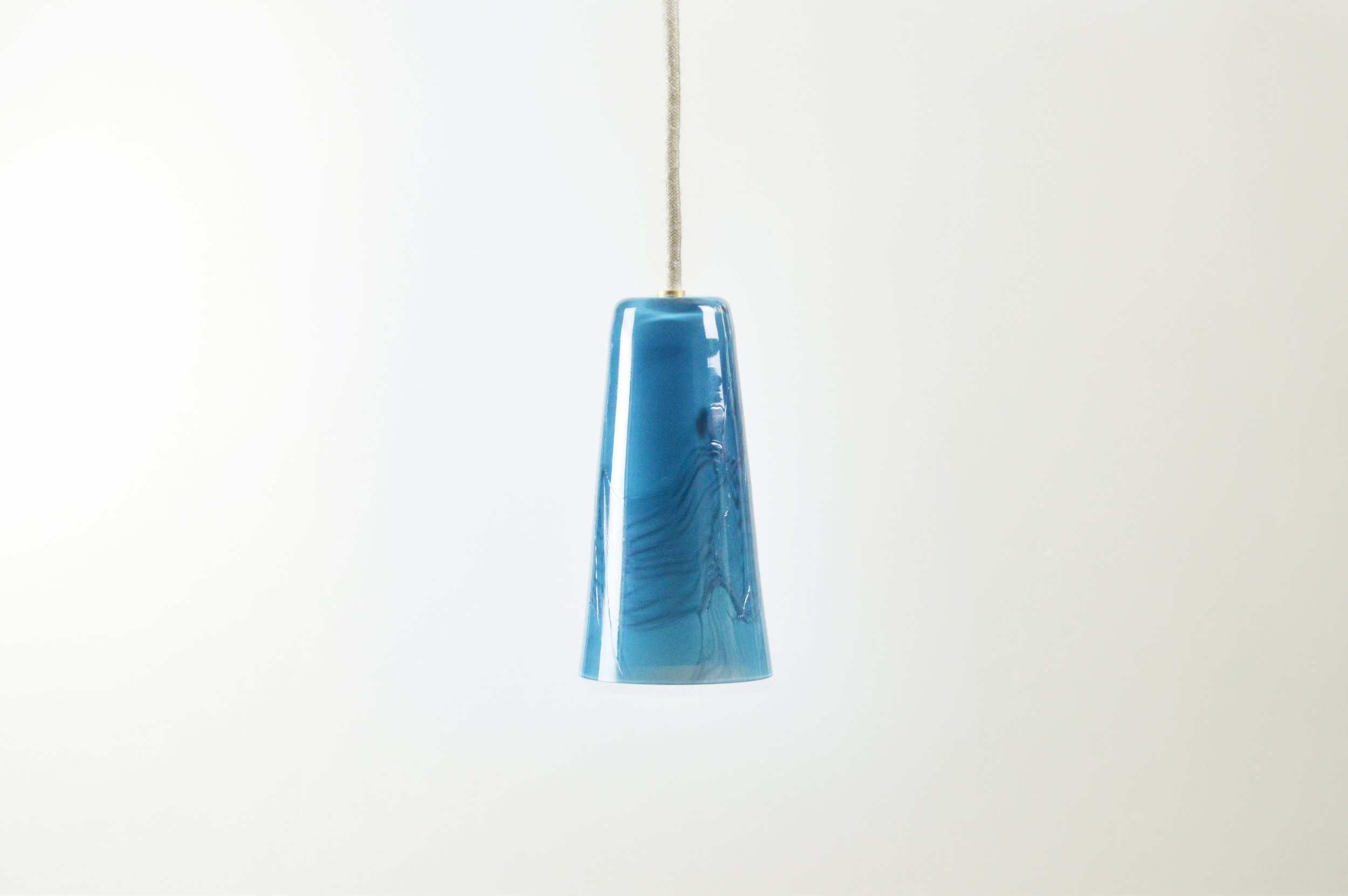 Atelier George-Collection Moire-Suspension Delta-turquoise-bleu gris.jpg