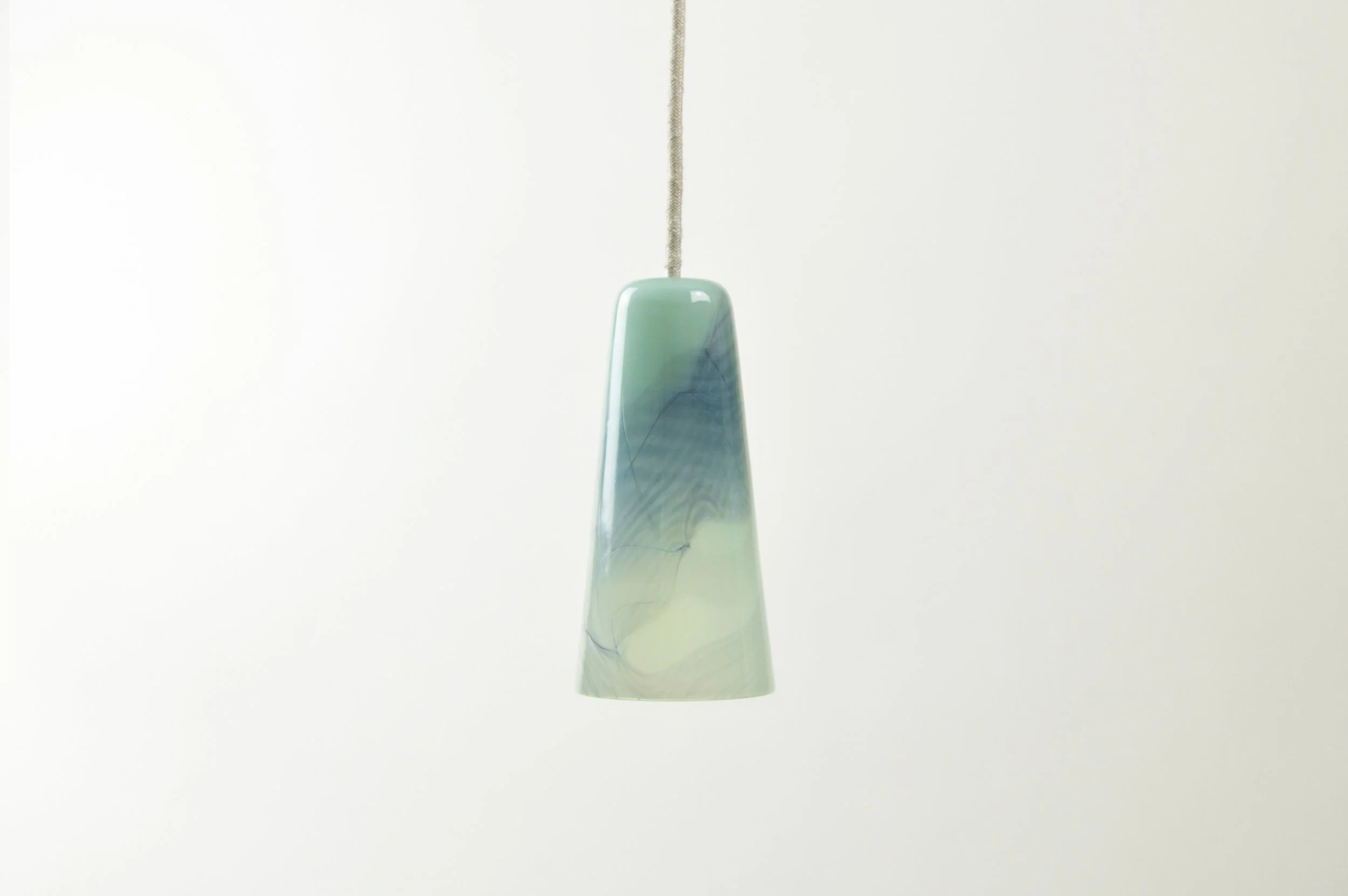 Atelier George-Collection Moire-Suspension Delta-vert pastel-turquoise.jpg
