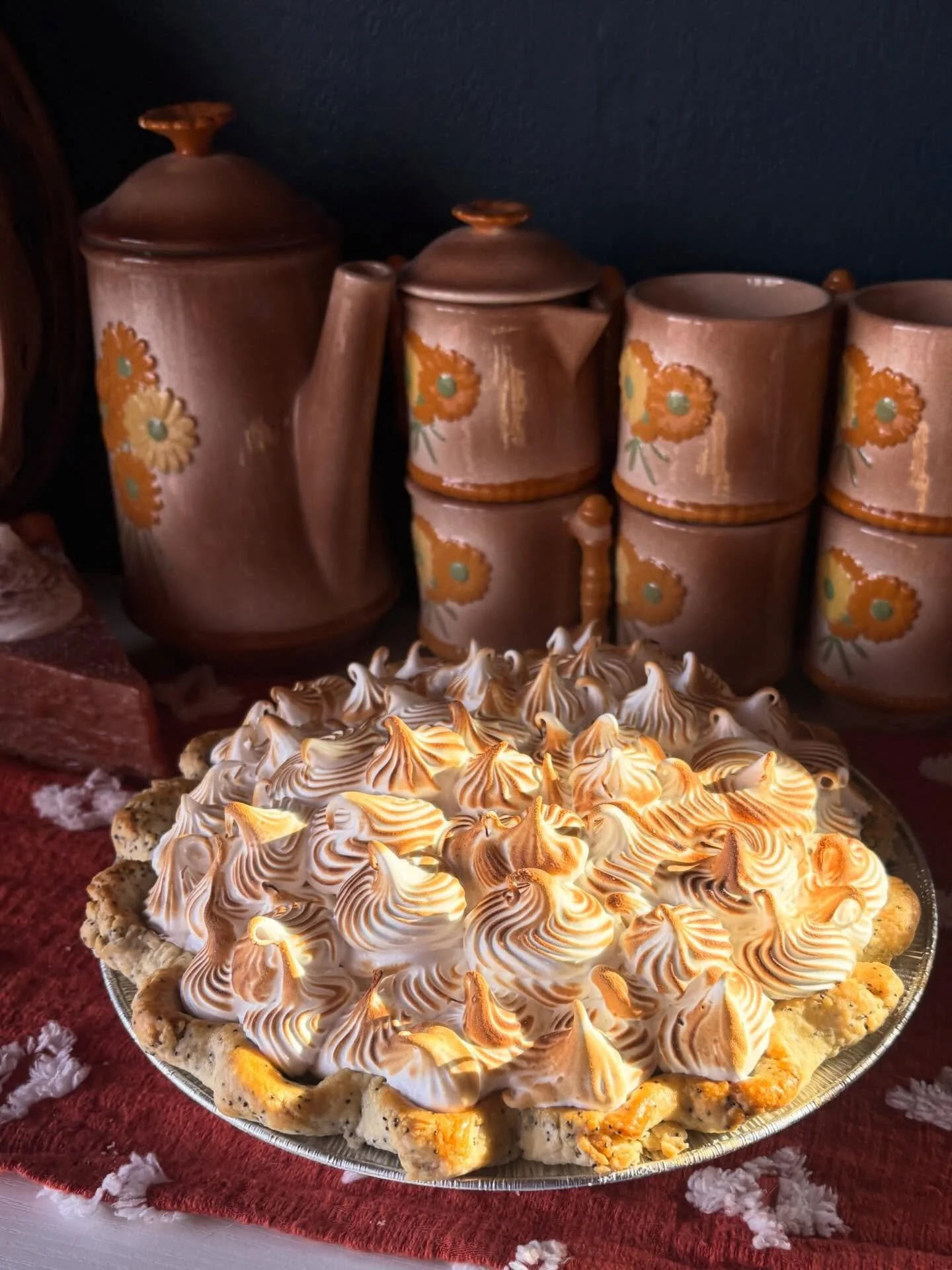 PI DAY IS NEARLY UPON US&hellip; there is only one place you can get a SLICE of fresh pie (not a hand pie! Pie in true form! PIE!) from Dog Days this Saturday&hellip; the groovy team at @savortherise will have slices of: 
-the (pictured) golden girl 