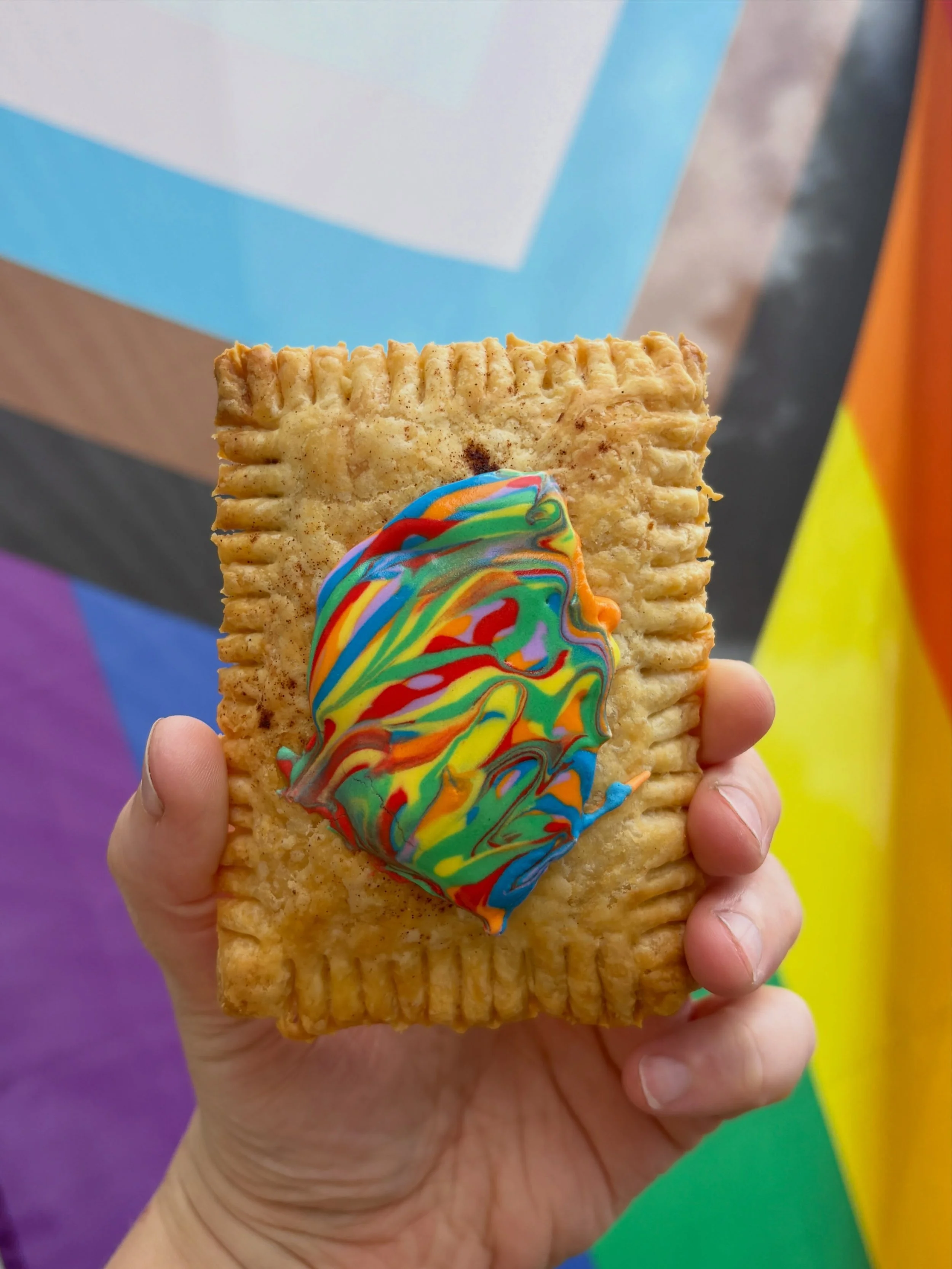 HAPPY PRIDE TO ALL THE QUEER BADDIES! We see you, we love you. Can&rsquo;t wait to celebrate w you all this weekend. 🌈 🧚&zwj;♂️💅🏼✨ Will be at @daisychaincoffee with @thistlessummit on Saturday and Sunday at 8 am 🏳️&zwj;🌈🏳️&zwj;⚧️