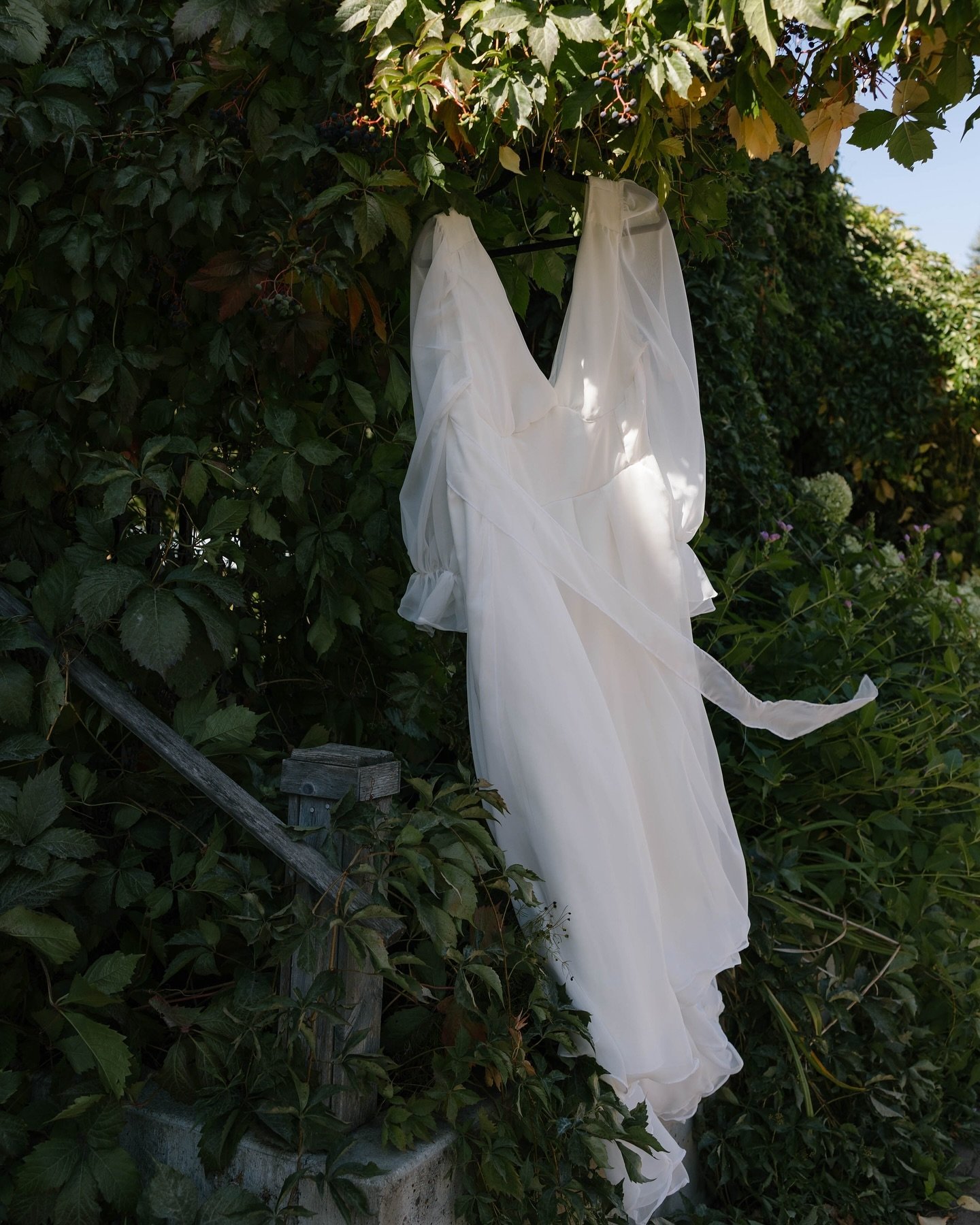 ✨About the dress✨

I&rsquo;ve always had a dream of making my own wedding dress and I&rsquo;m so proud that I was able to make that dream come true. It called for 4 patterns pieced together and countless hours (or maybe not countless since I watch th